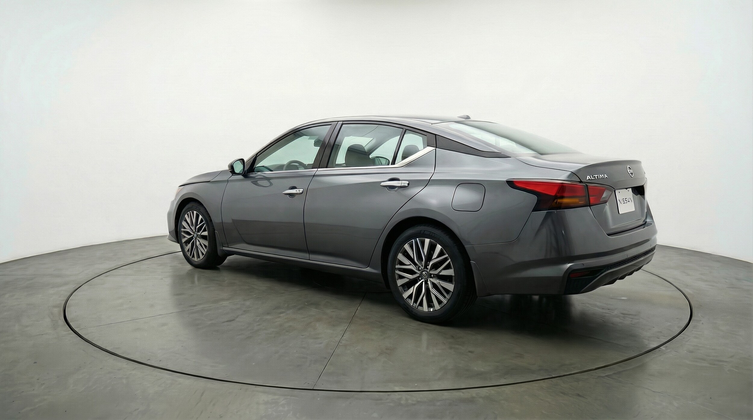 Thumbnail: 2025 Nissan Altima - 5