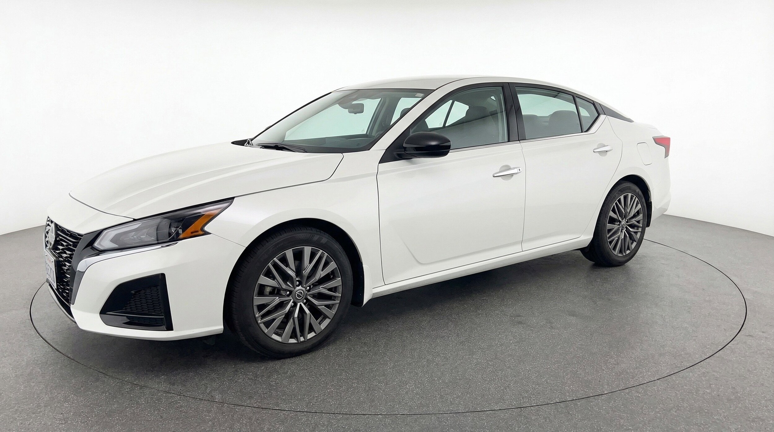 Thumbnail: 2025 Nissan Altima - 3