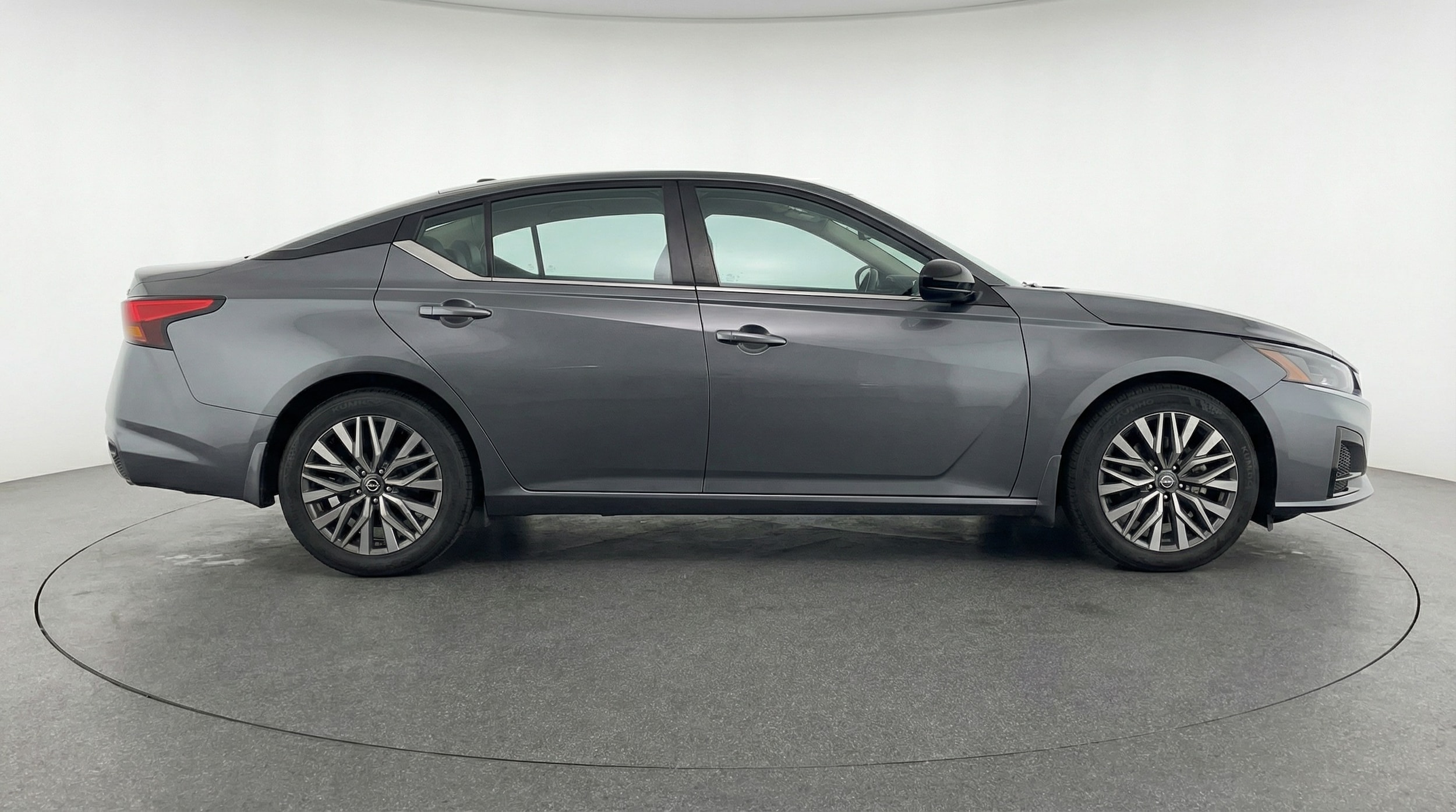 Thumbnail: 2025 Nissan Altima - 8