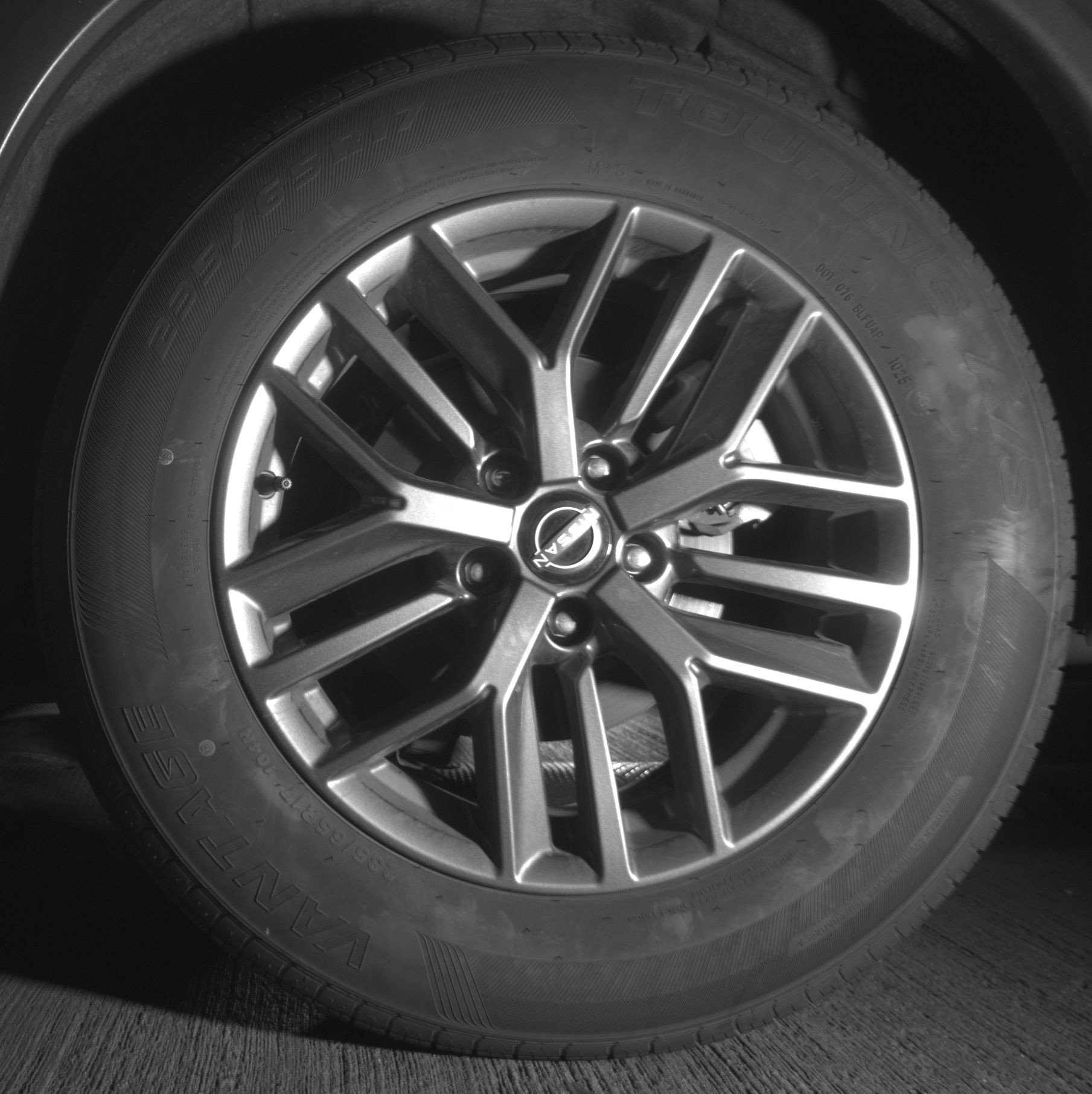 Thumbnail: 2023 Nissan Rogue - 14