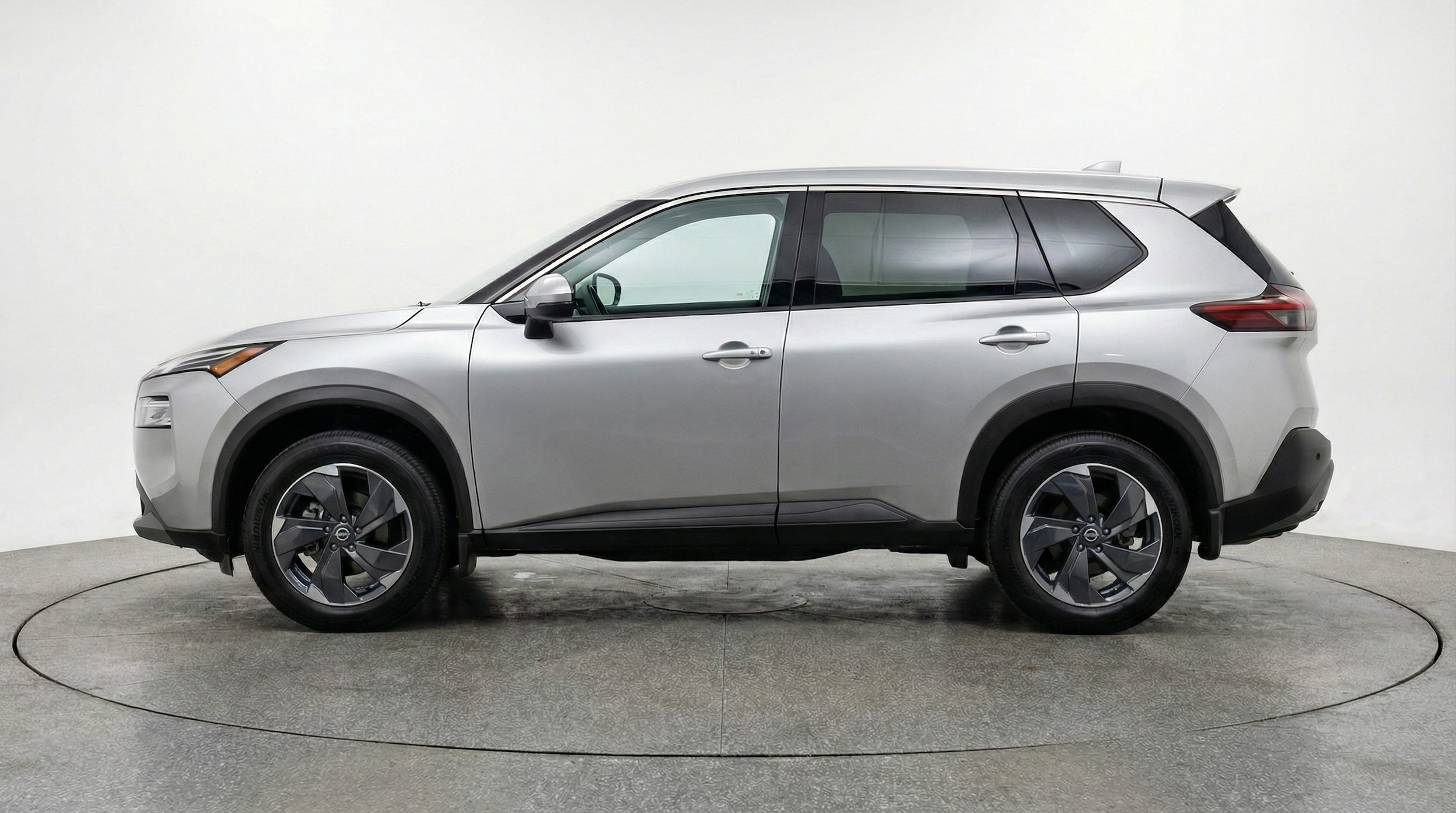 Thumbnail: 2025 Nissan Rogue - 4