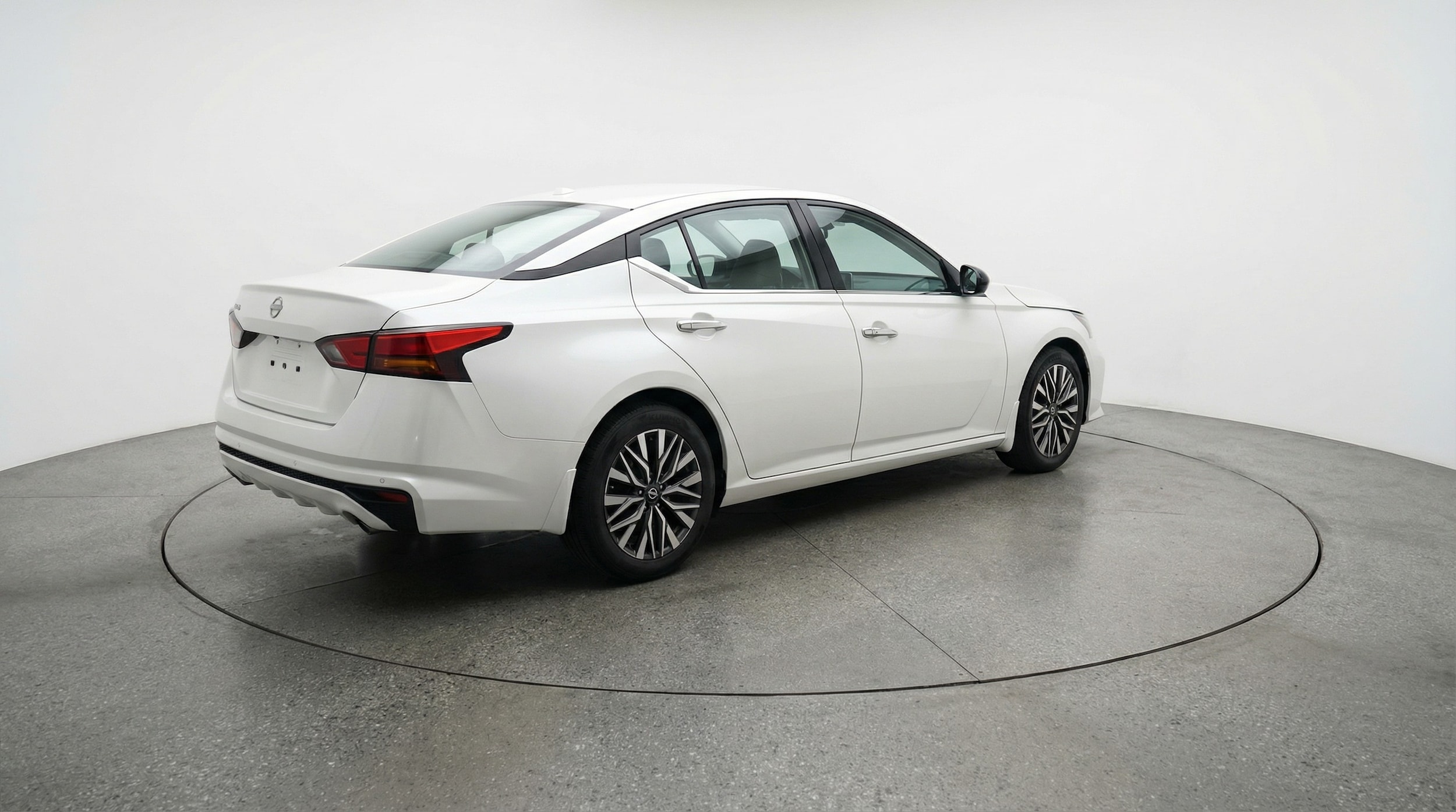 Thumbnail: 2025 Nissan Altima - 7