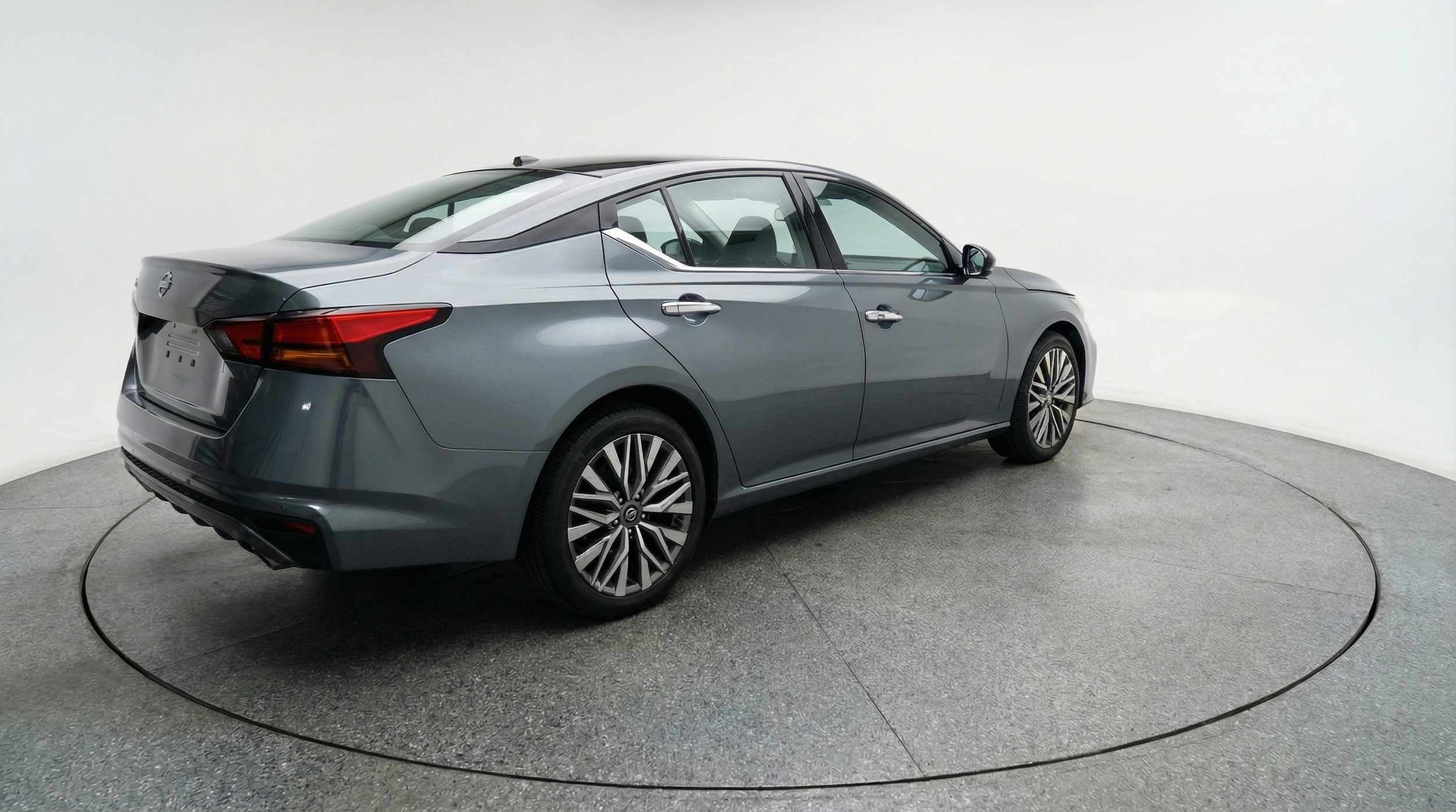 Thumbnail: 2025 Nissan Altima - 7