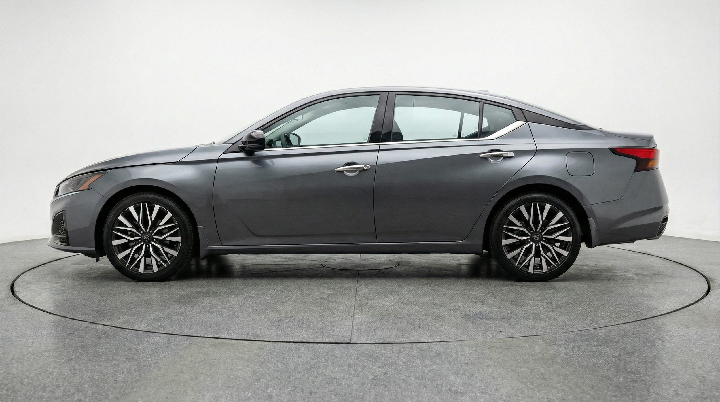 Thumbnail: 2025 Nissan Altima - 4