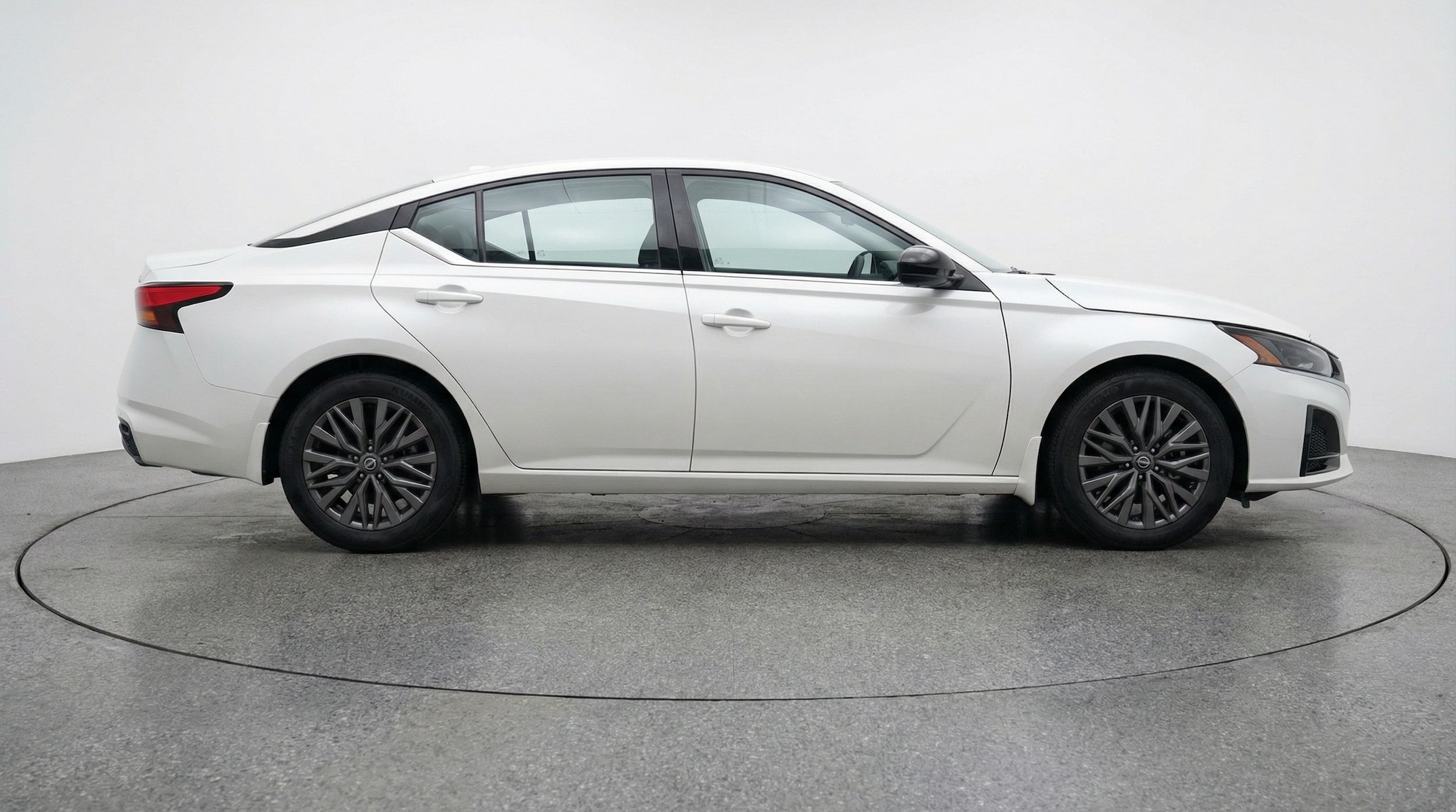 Thumbnail: 2025 Nissan Altima - 8