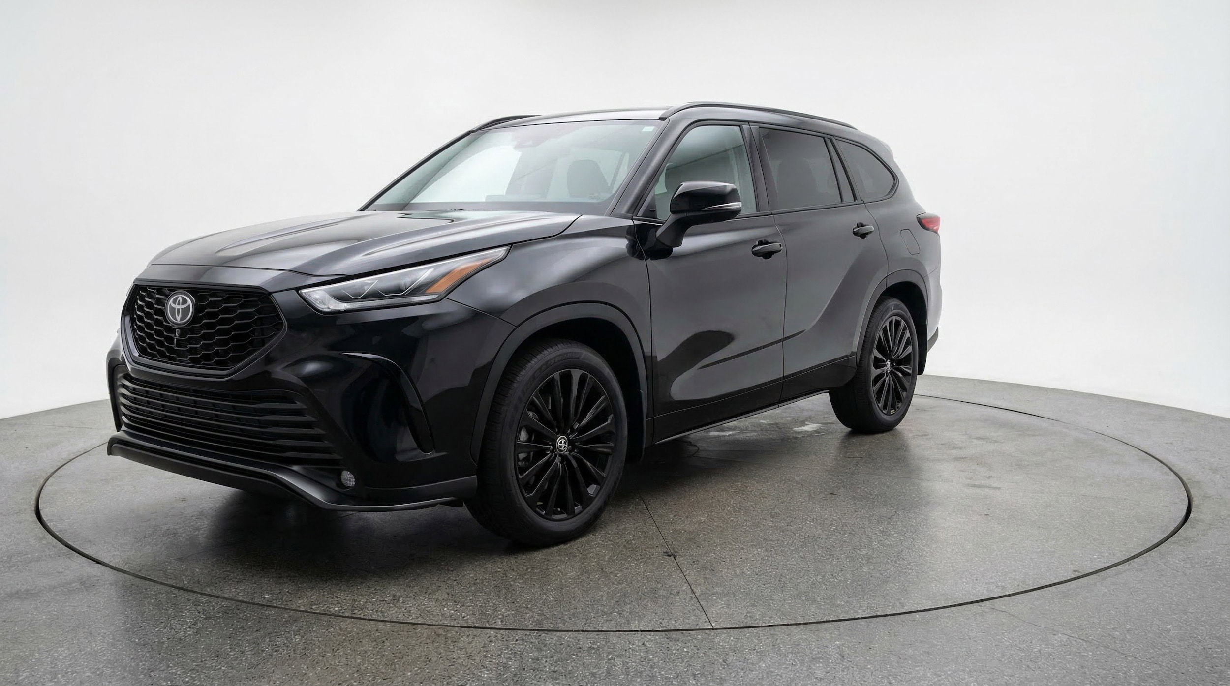 Thumbnail: 2025 Toyota Highlander - 3