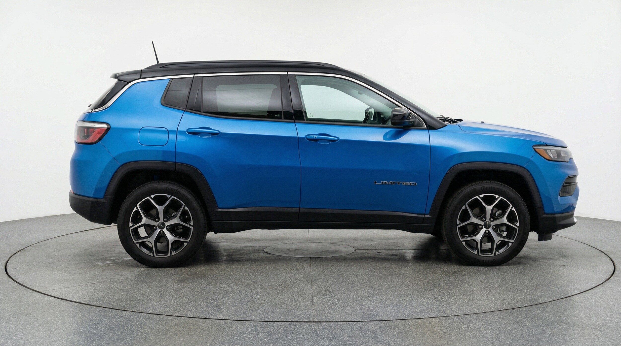 Thumbnail: 2025 Jeep Compass - 11