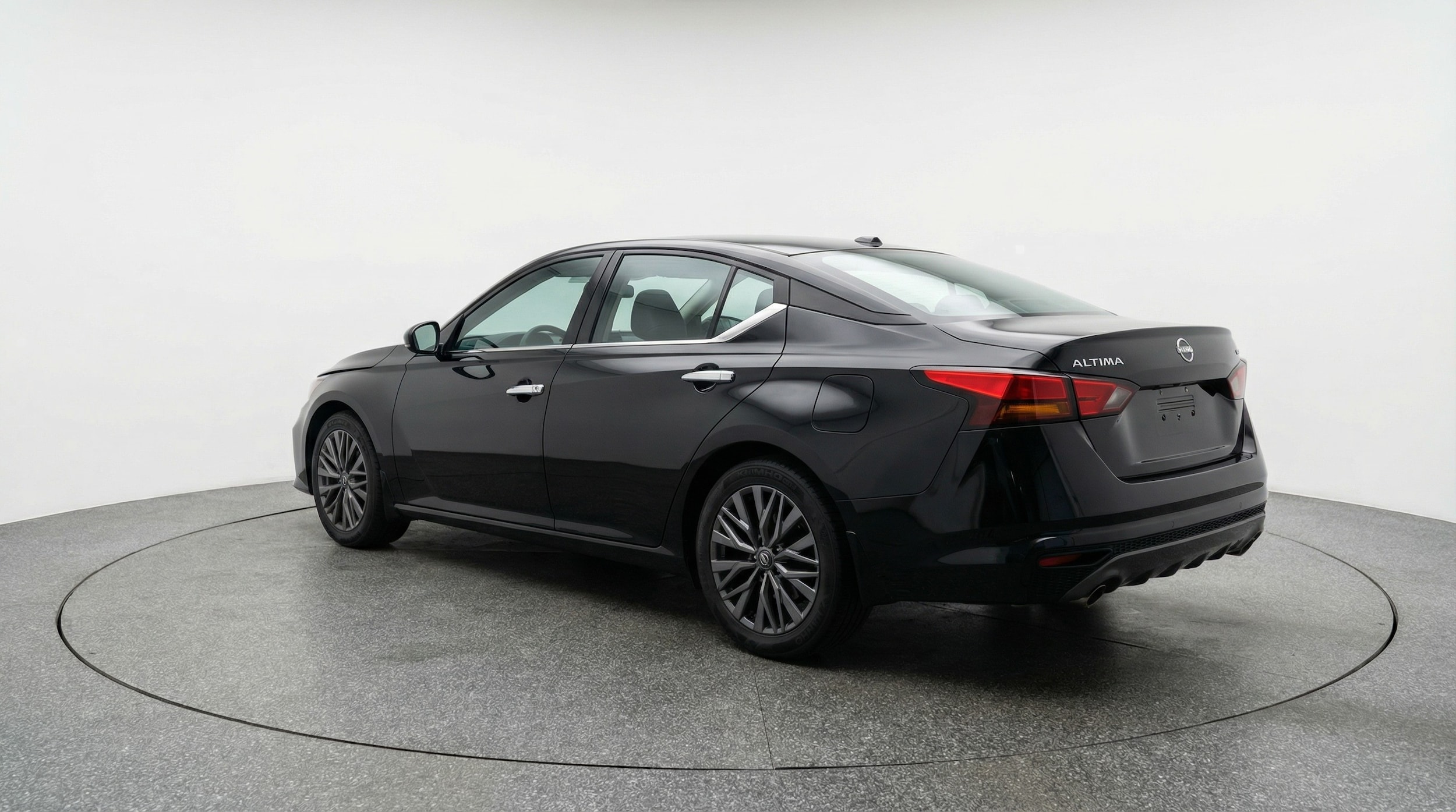 Thumbnail: 2025 Nissan Altima - 5