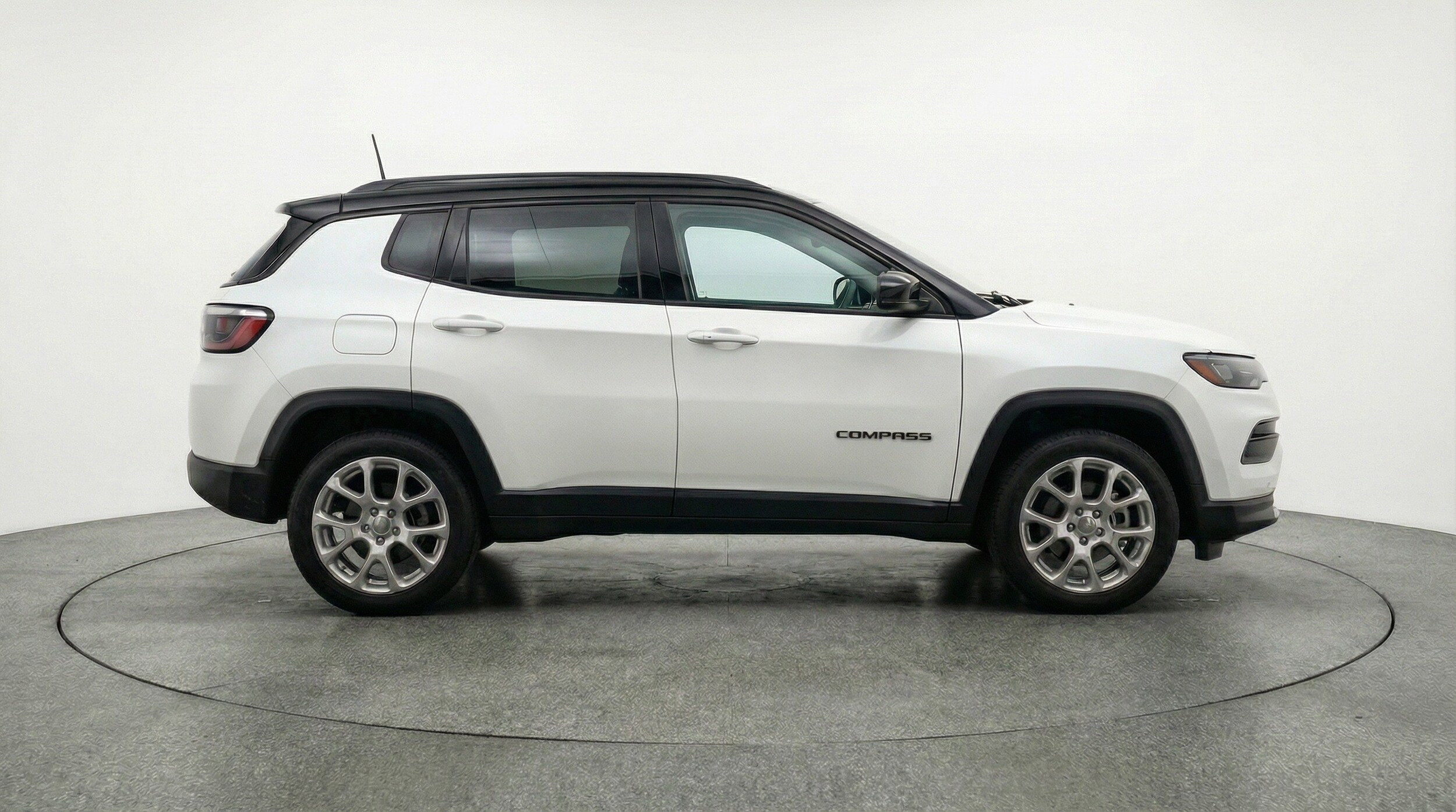 Thumbnail: 2025 Jeep Compass - 11