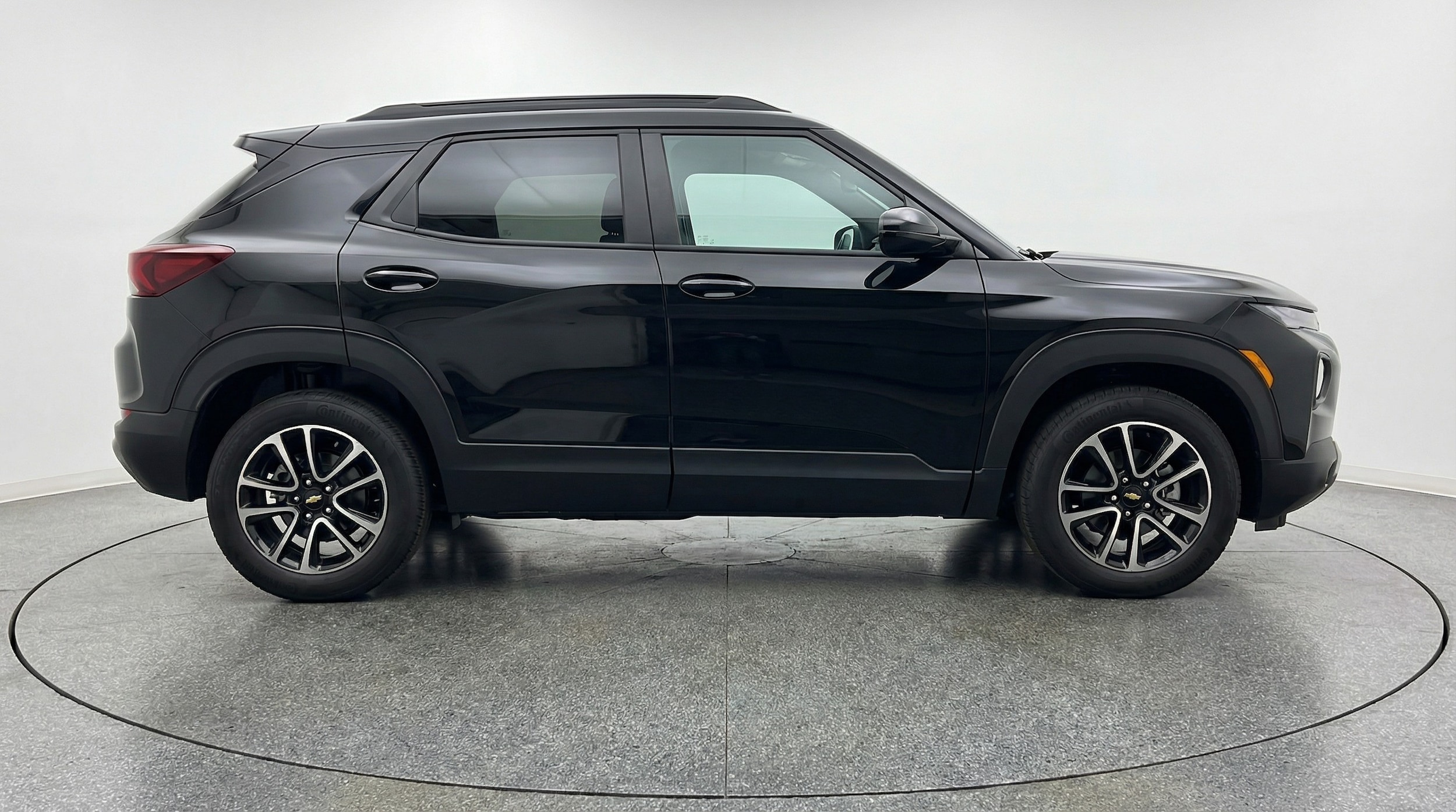 Thumbnail: 2025 Chevrolet TrailBlazer - 8