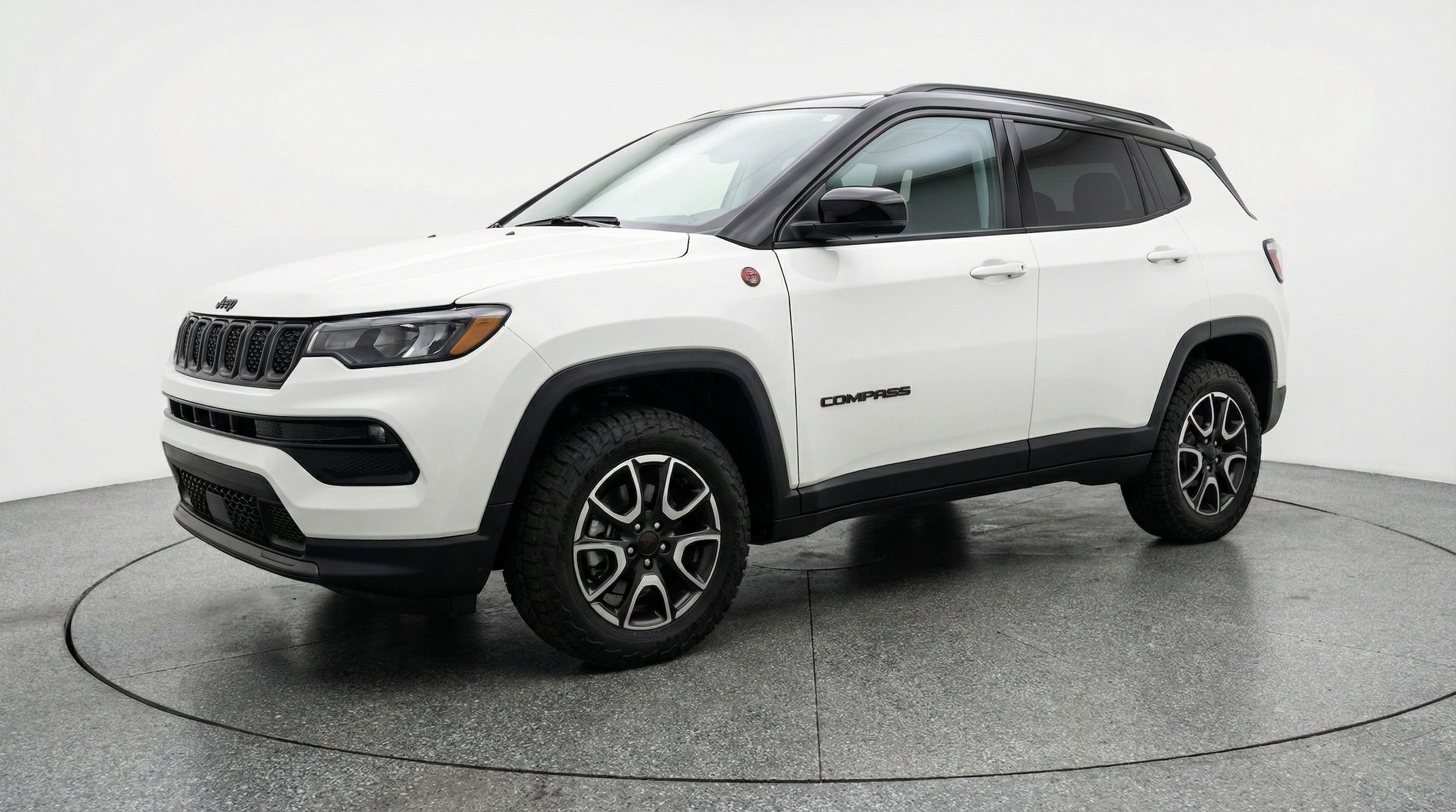 Thumbnail: 2025 Jeep Compass - 3