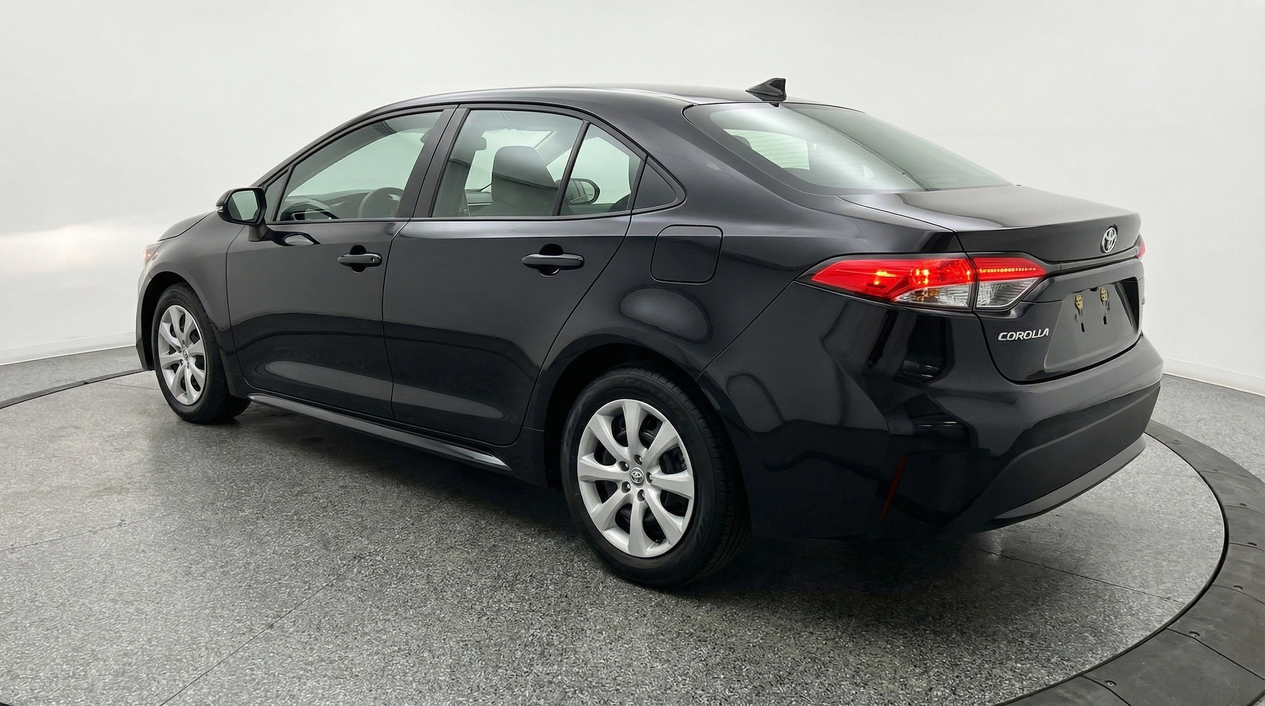 Thumbnail: 2025 Toyota Corolla - 6