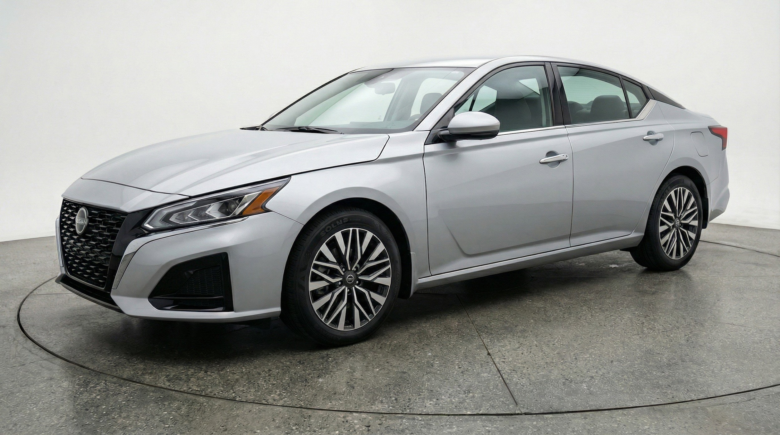 Thumbnail: 2025 Nissan Altima - 3