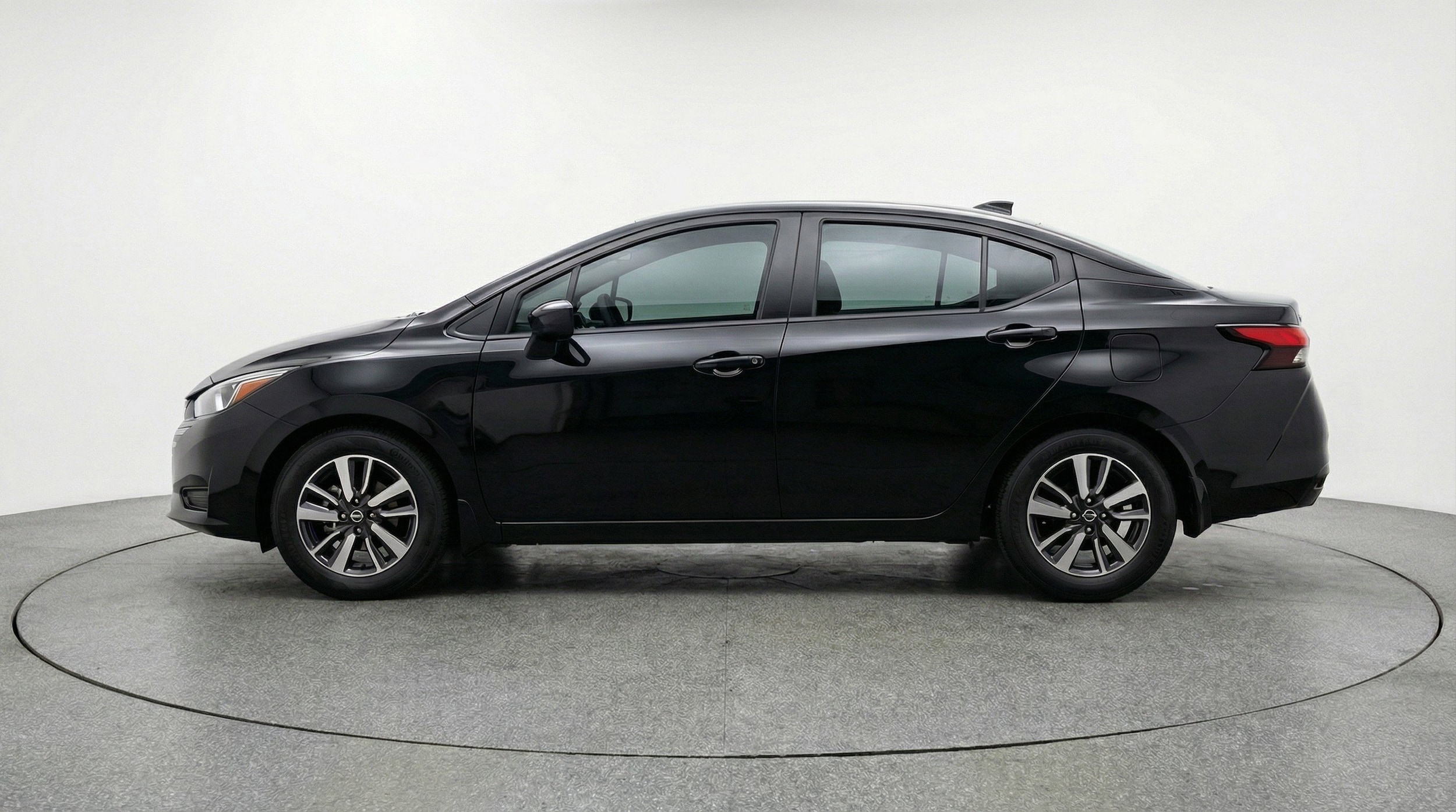 Thumbnail: 2025 Nissan Versa - 5