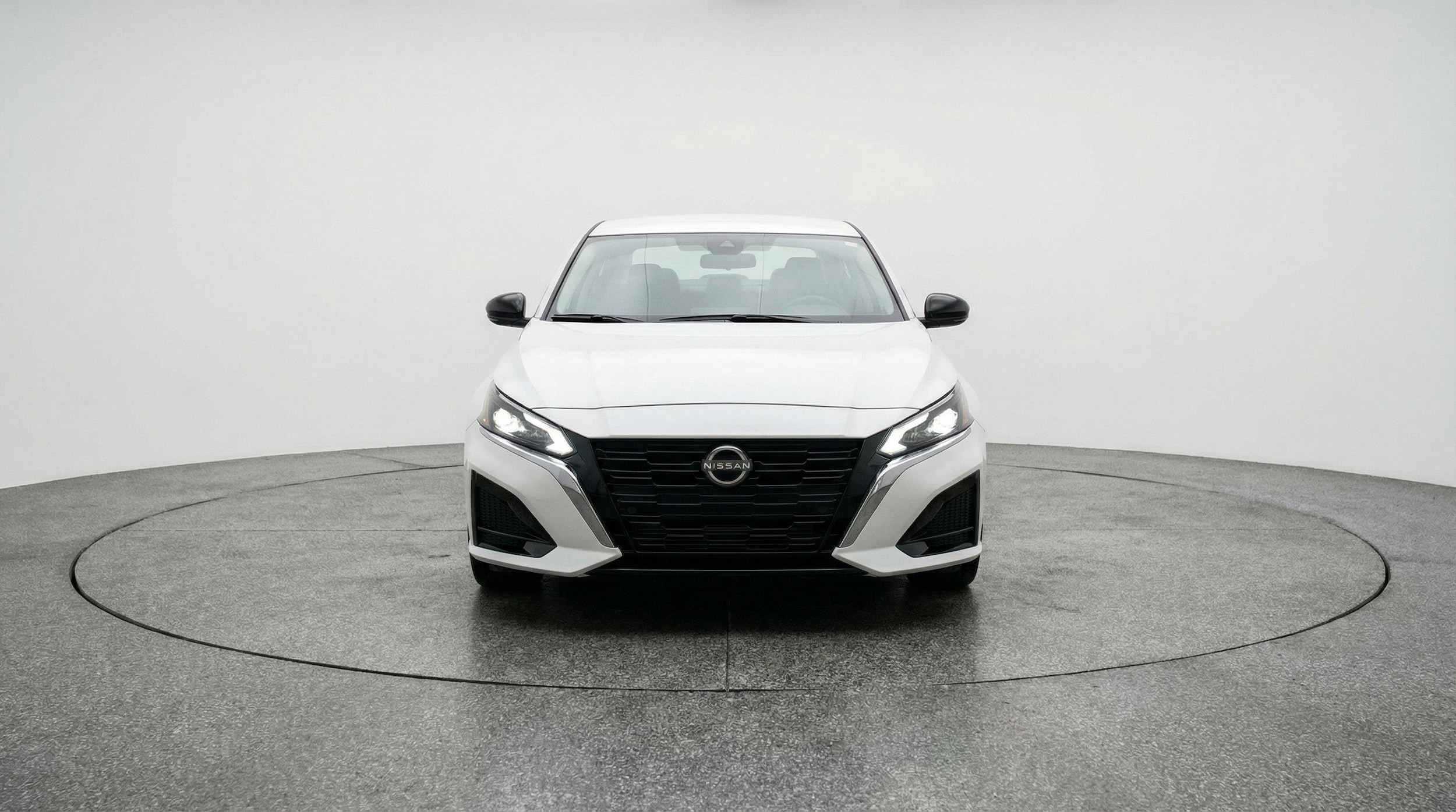 Thumbnail: 2025 Nissan Altima - 2