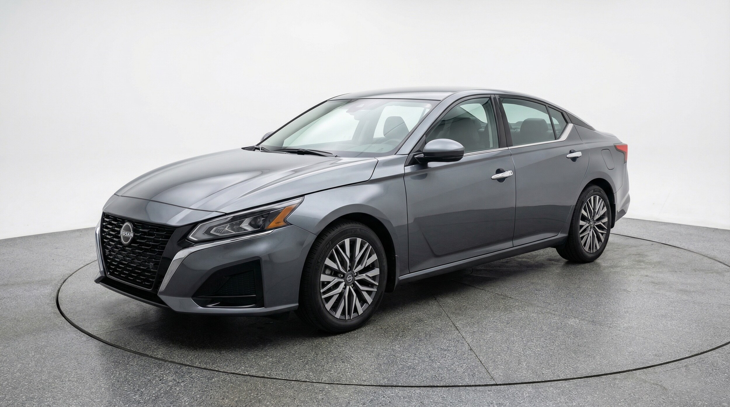 Thumbnail: 2025 Nissan Altima - 3