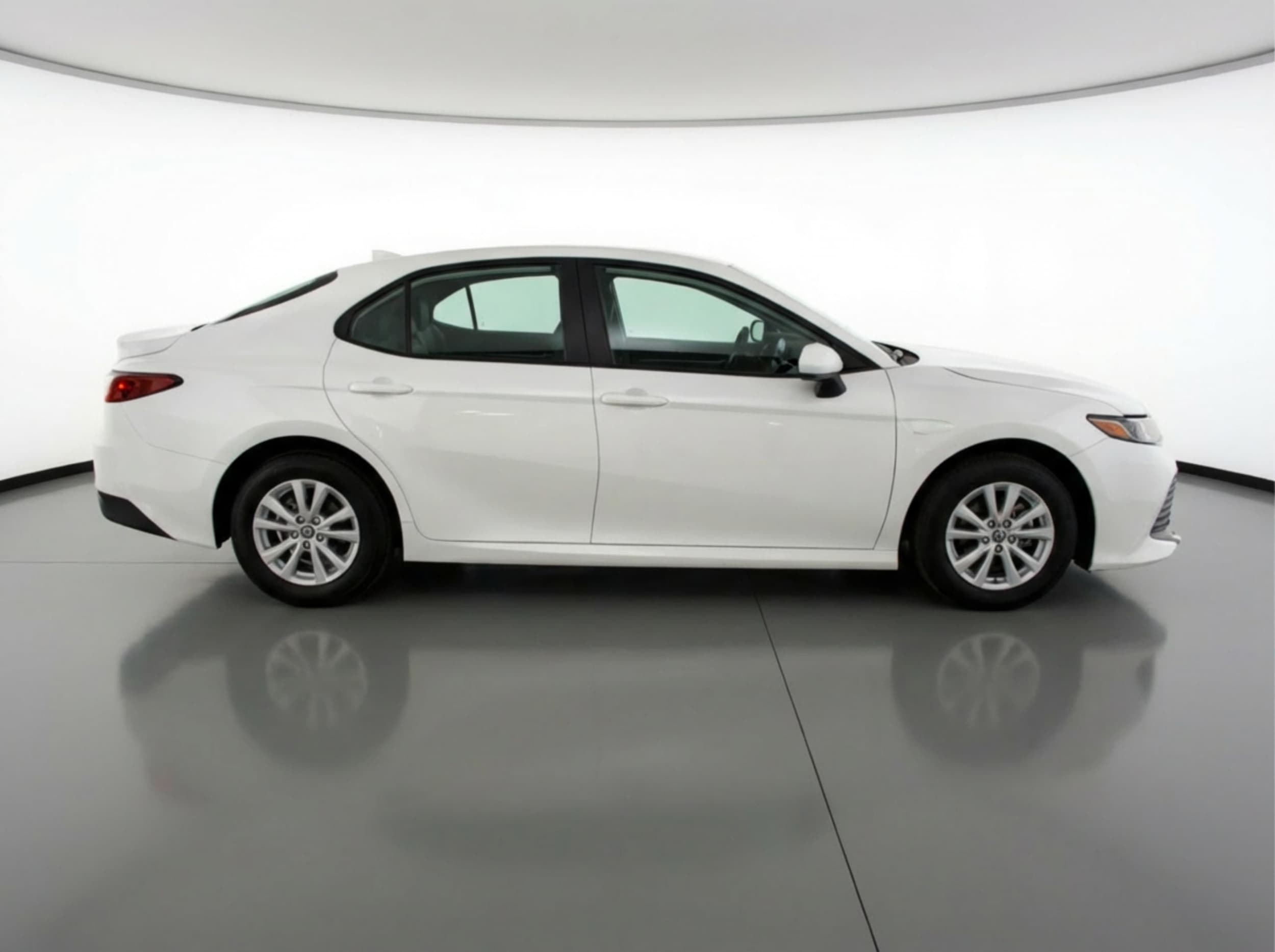 Thumbnail: 2025 Toyota Camry - 8