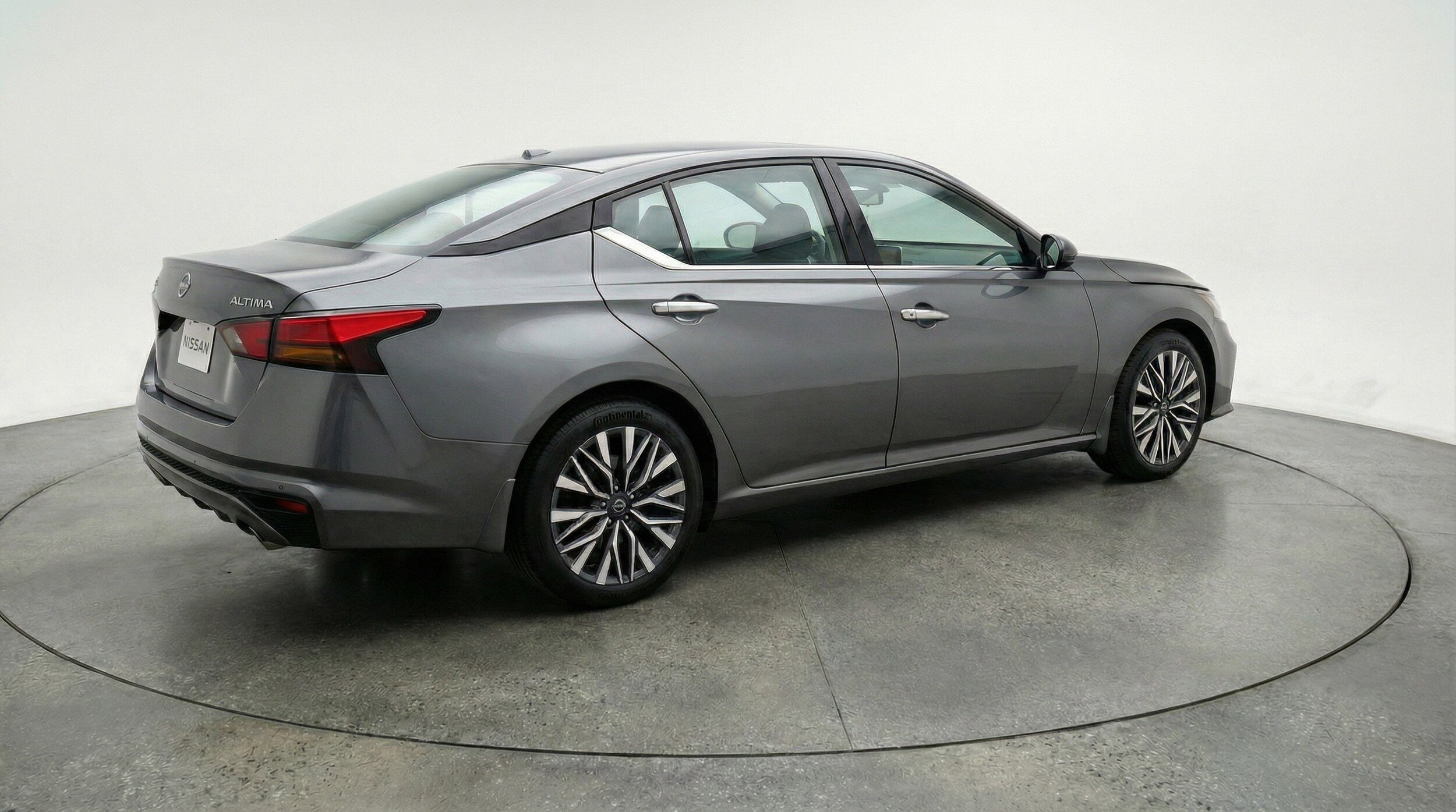 Thumbnail: 2025 Nissan Altima - 9