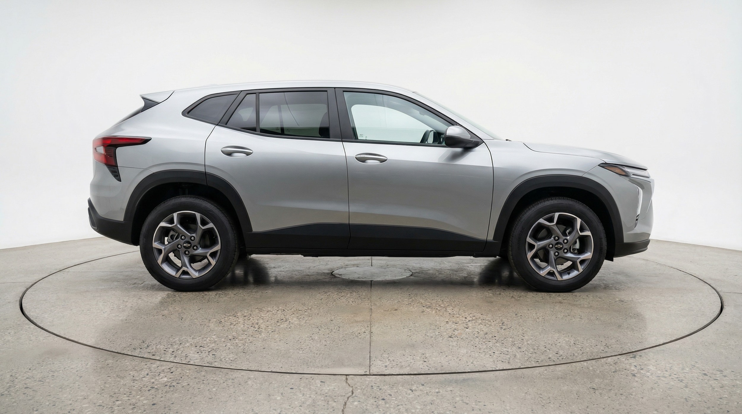 Thumbnail: 2025 Chevrolet Trax - 8