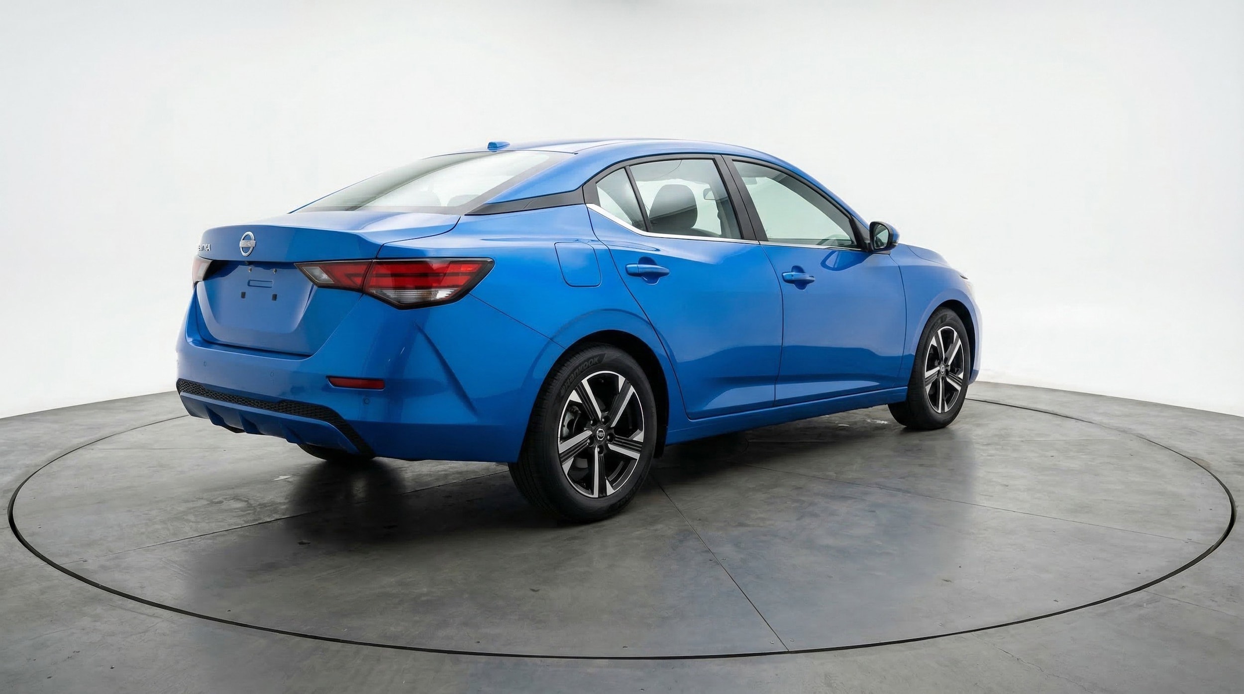 Thumbnail: 2025 Nissan Sentra - 9