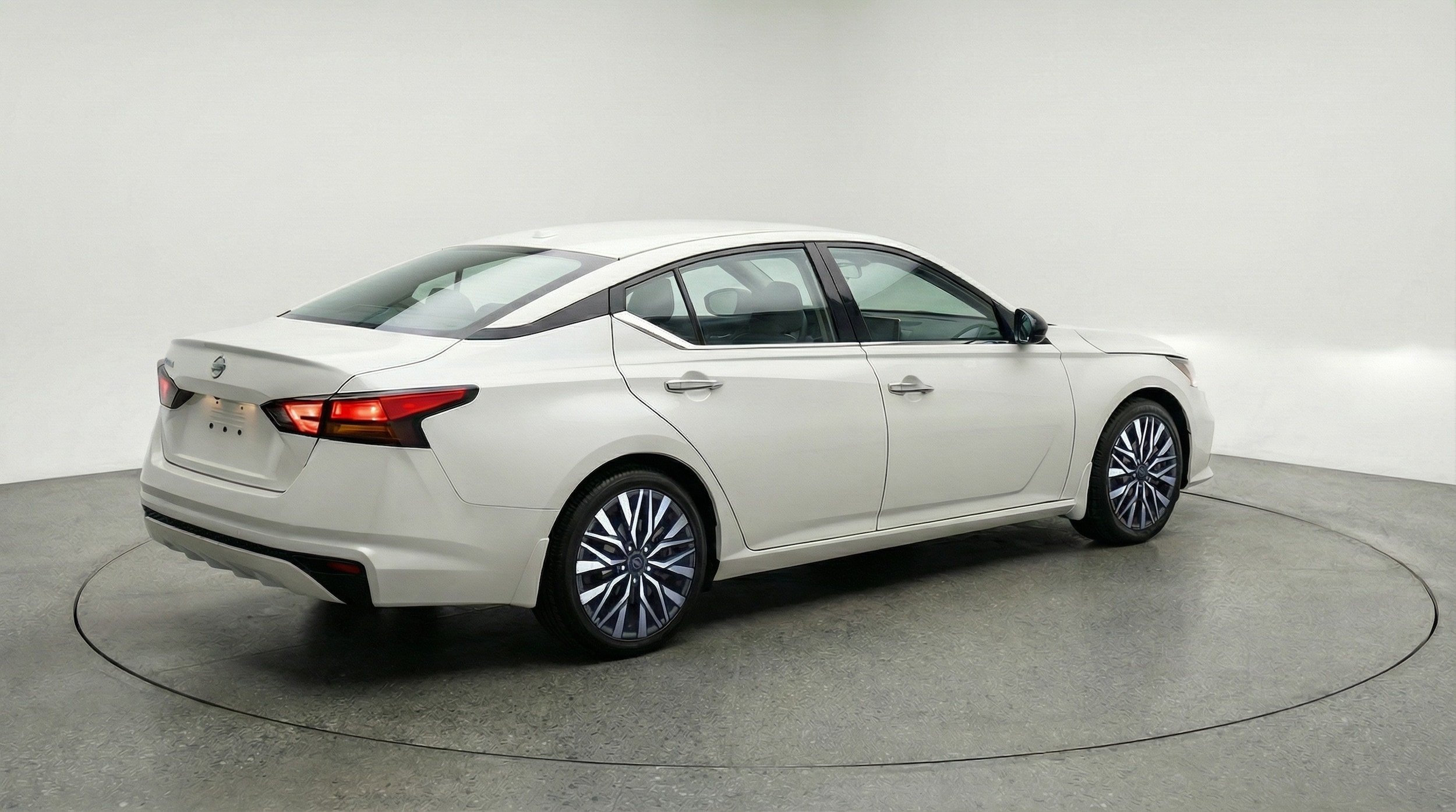 Thumbnail: 2025 Nissan Altima - 7