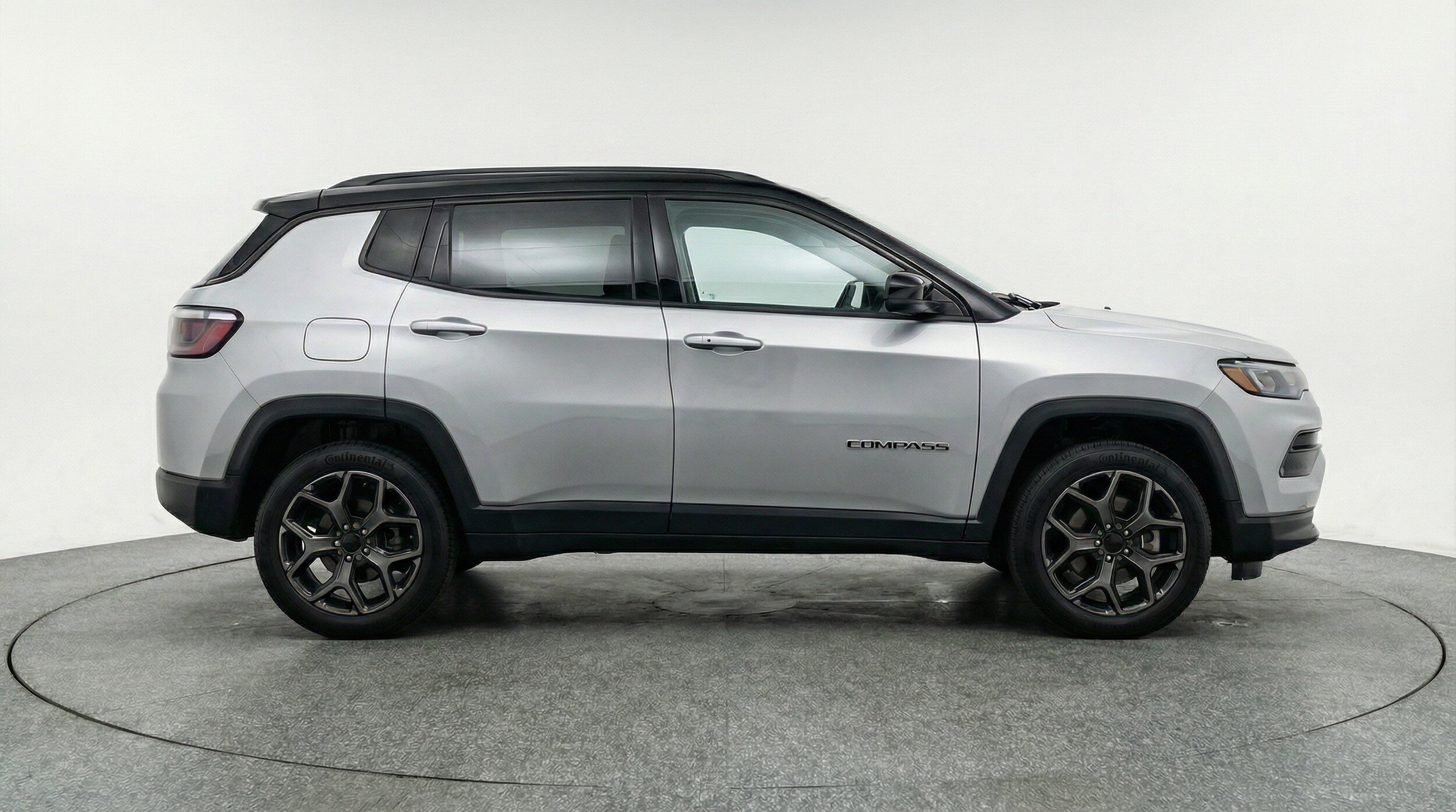 Thumbnail: 2025 Jeep Compass - 11