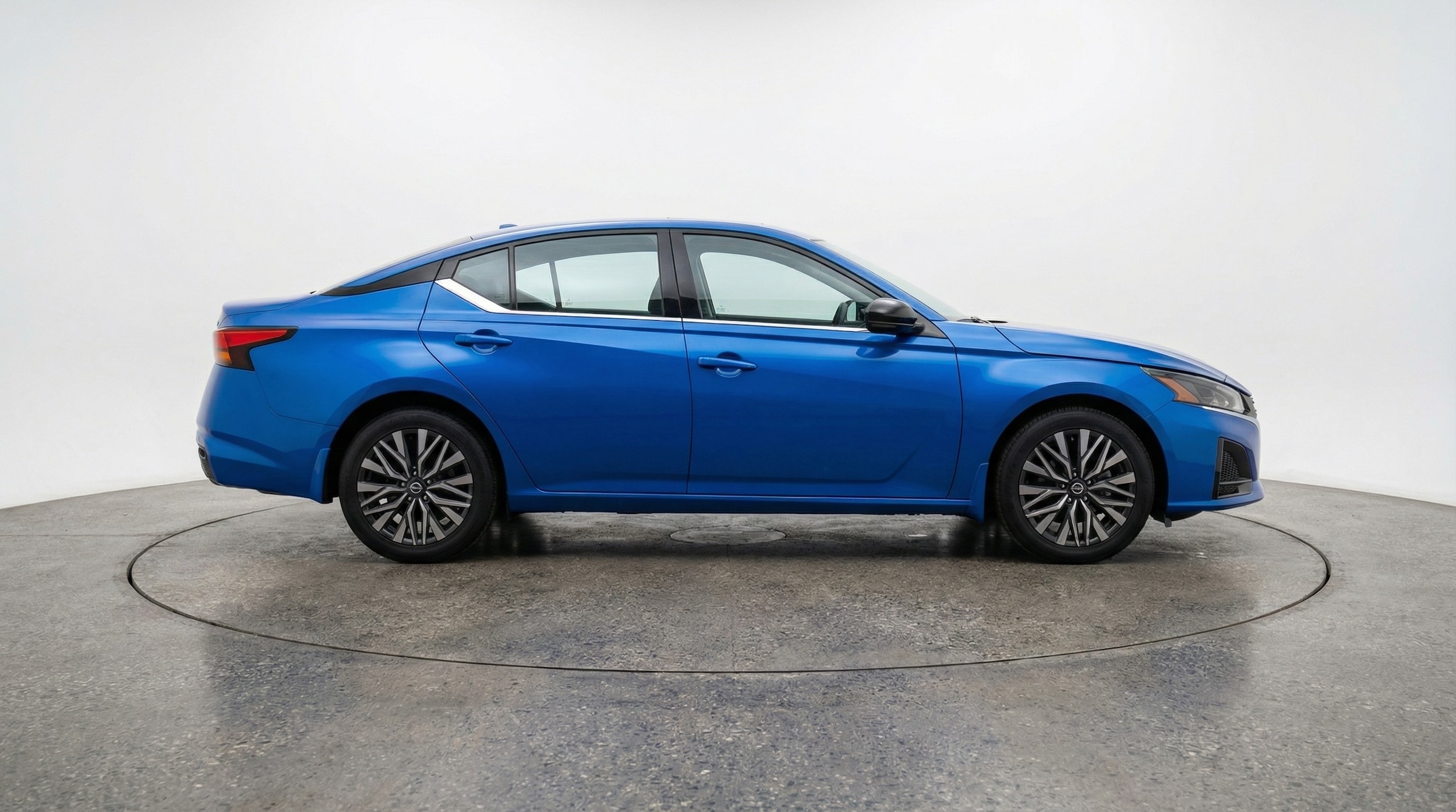 Thumbnail: 2025 Nissan Altima - 8