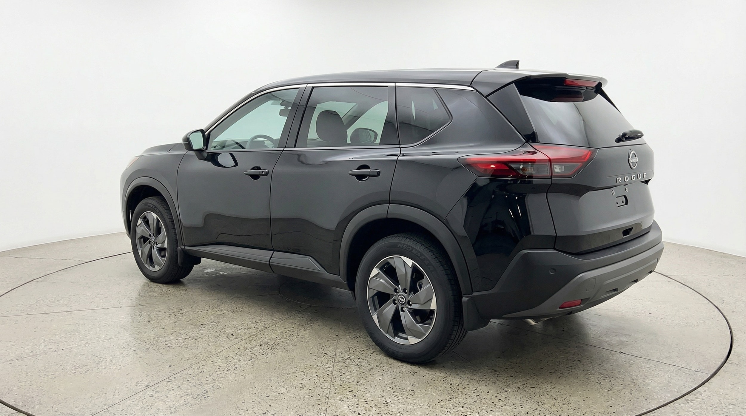 Thumbnail: 2025 Nissan Rogue - 5