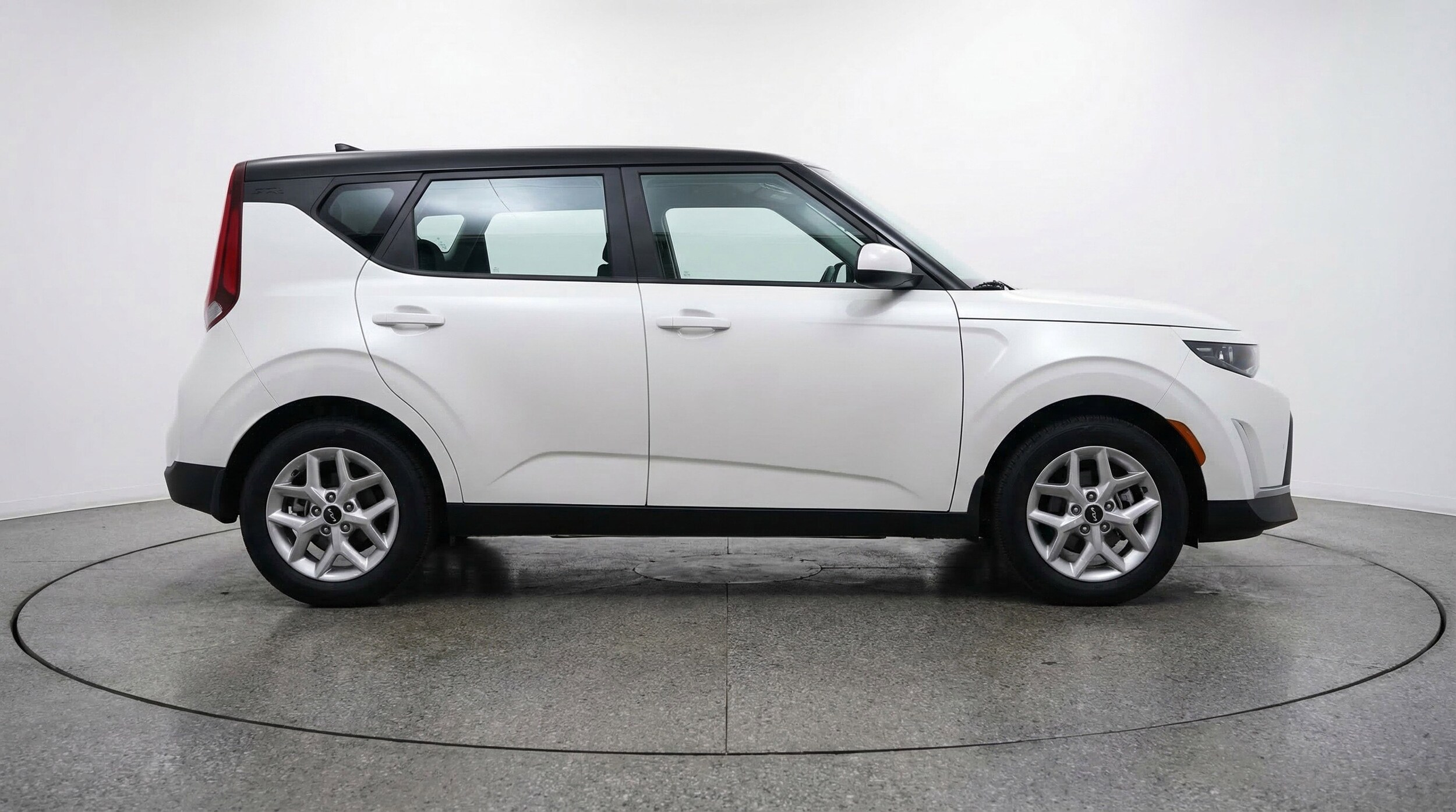 Thumbnail: 2025 Kia Soul - 11