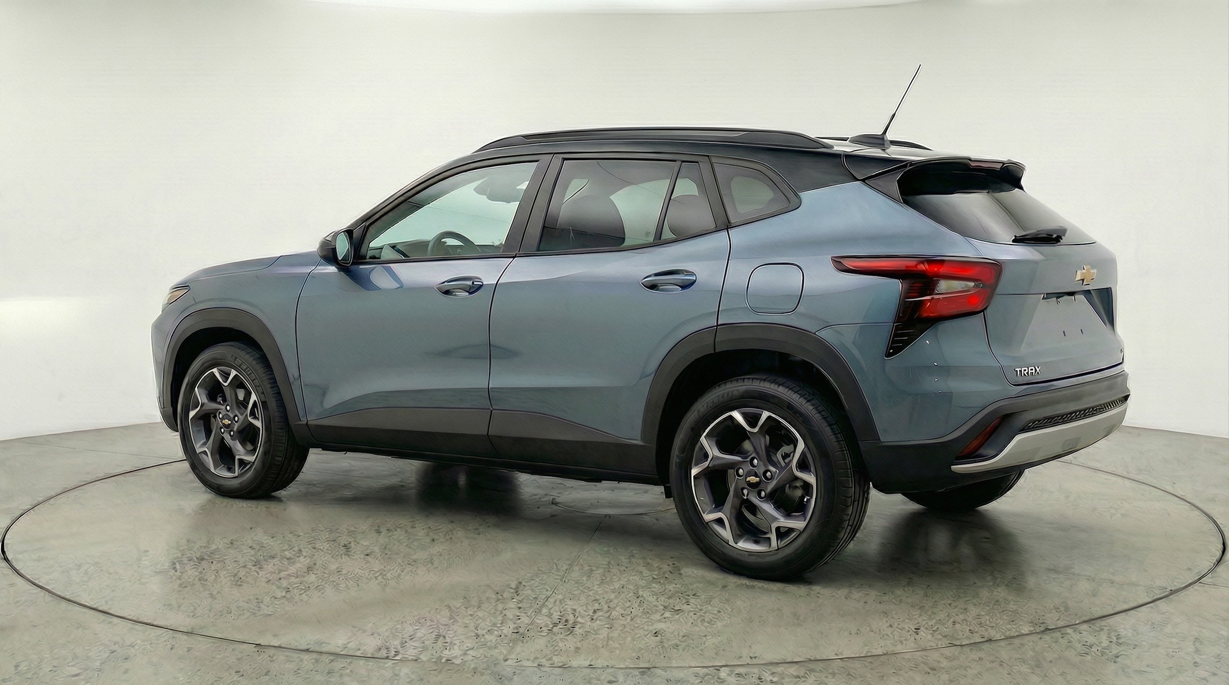 Thumbnail: 2025 Chevrolet Trax - 5