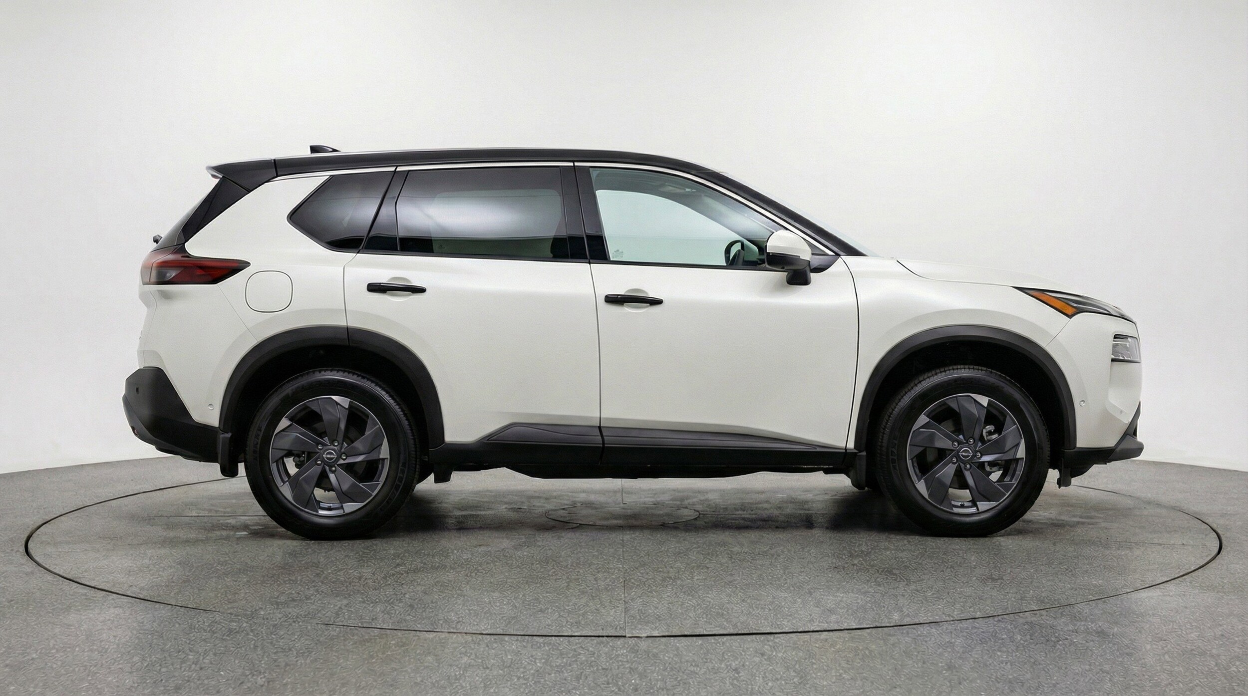 Thumbnail: 2025 Nissan Rogue - 11