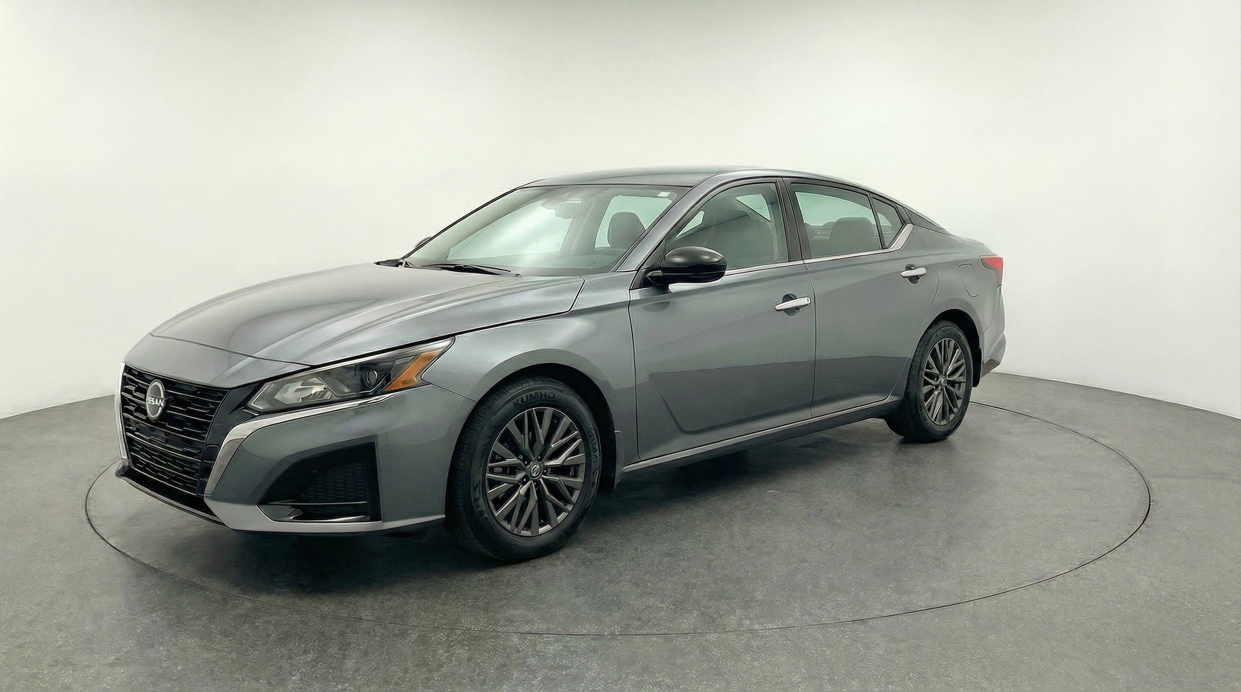 Thumbnail: 2025 Nissan Altima - 3