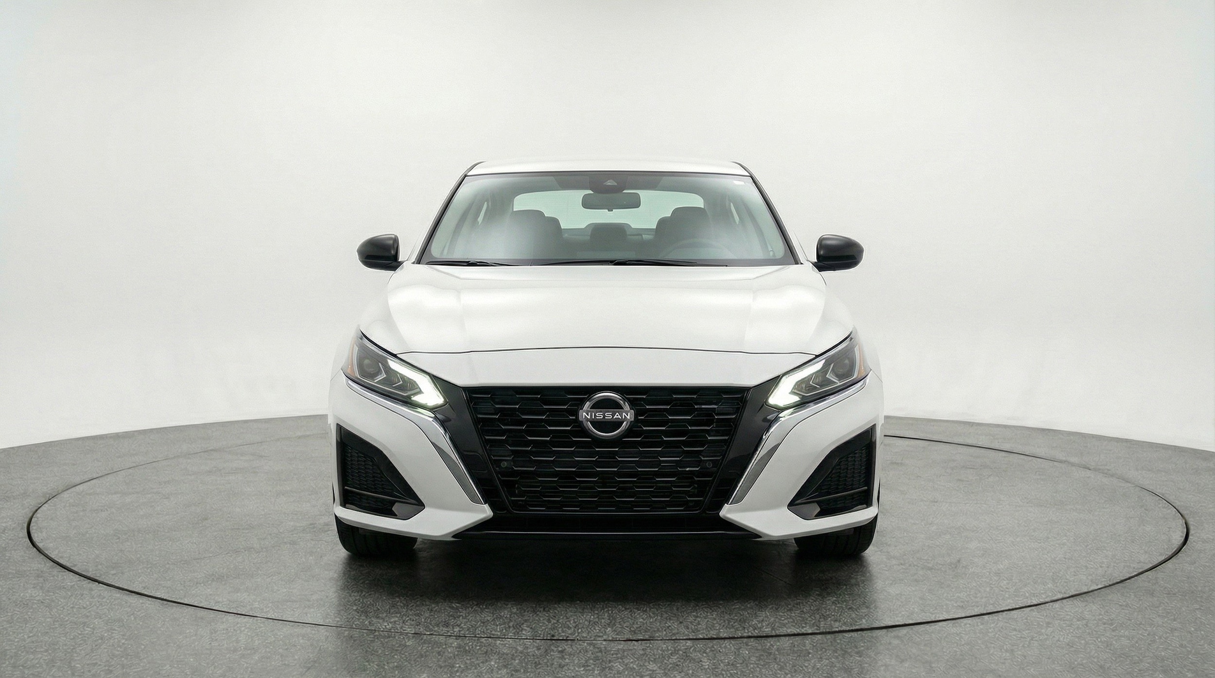 Thumbnail: 2025 Nissan Altima - 2