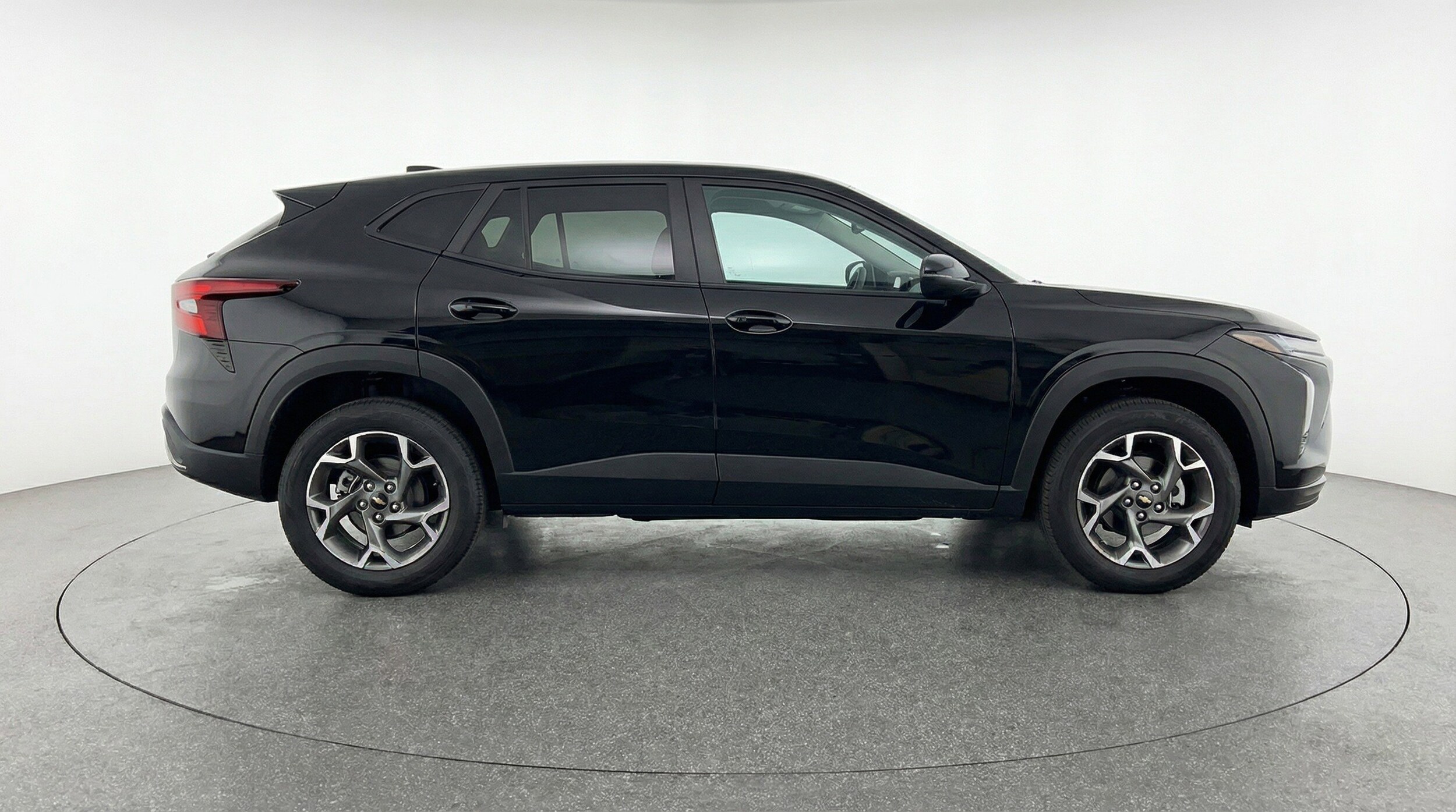 Thumbnail: 2025 Chevrolet Trax - 11