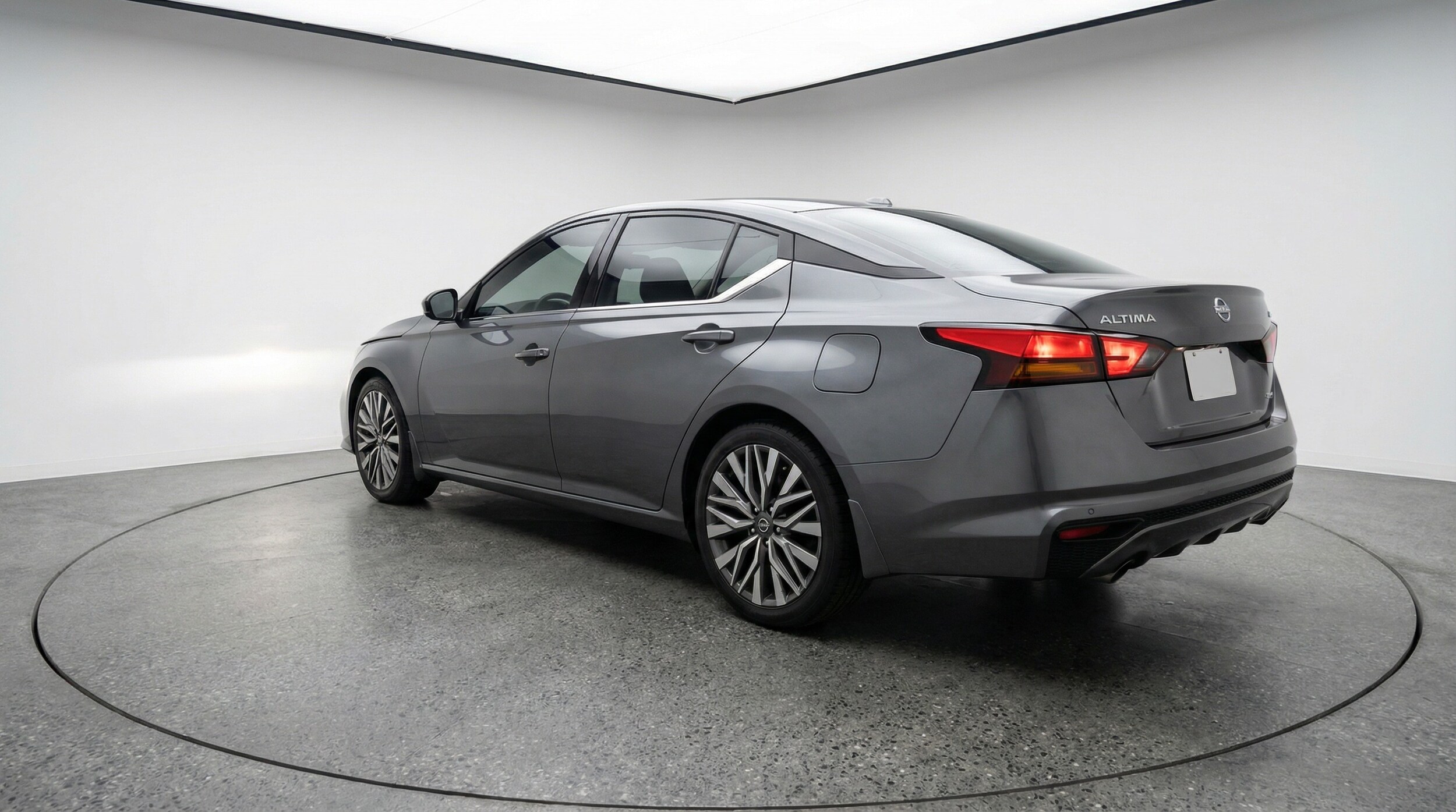 Thumbnail: 2025 Nissan Altima - 5