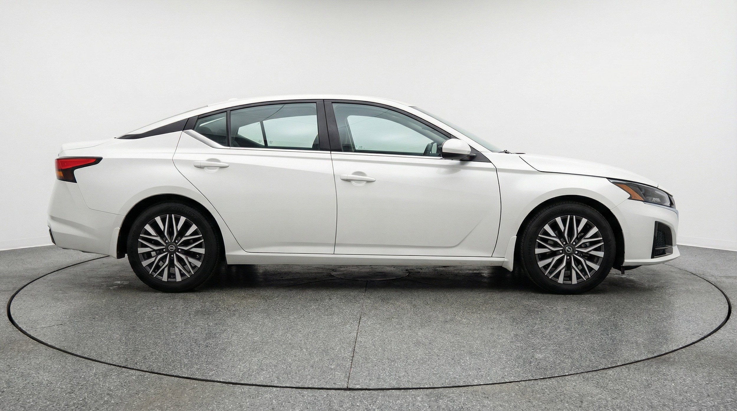 Thumbnail: 2025 Nissan Altima - 11