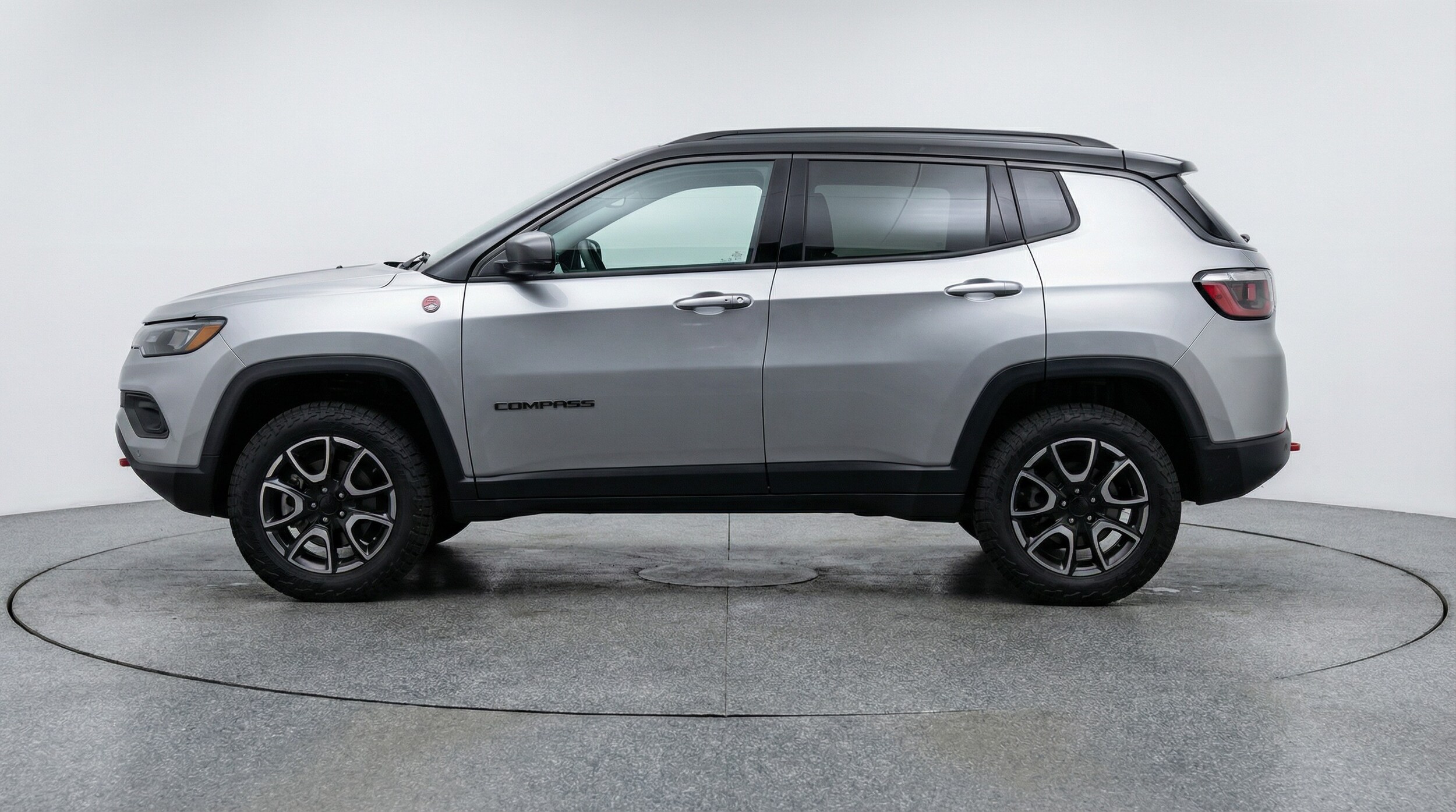 Thumbnail: 2025 Jeep Compass - 4
