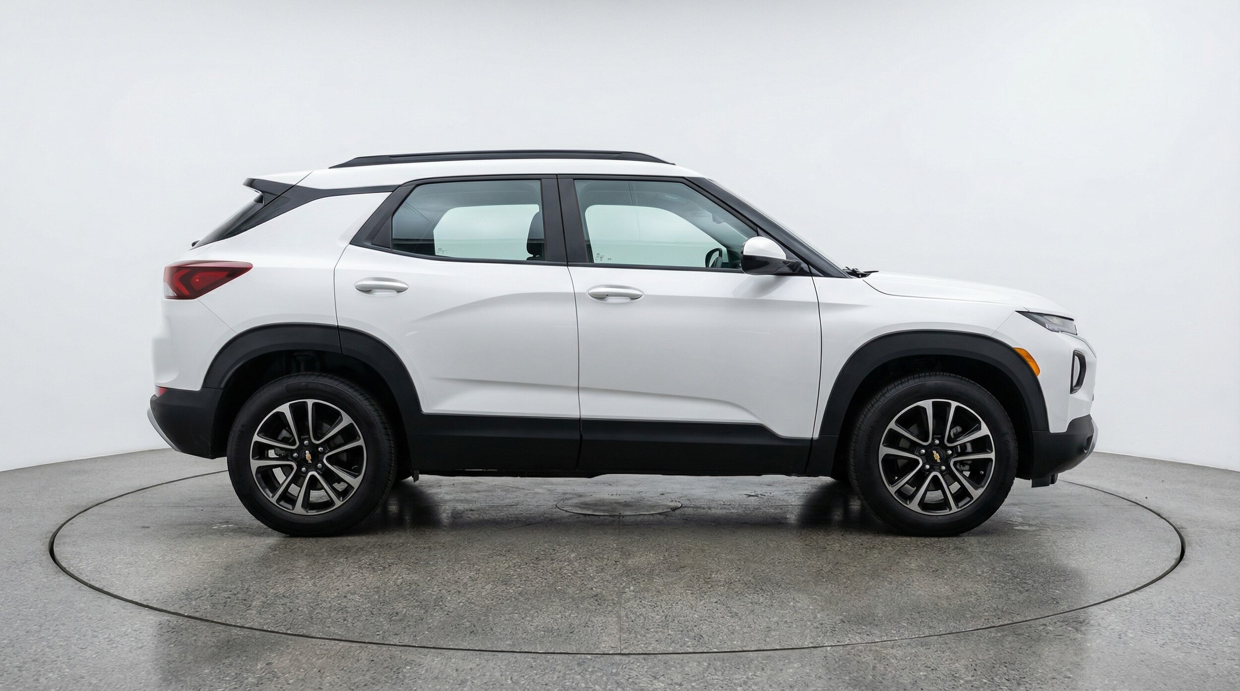 Thumbnail: 2025 Chevrolet TrailBlazer - 8