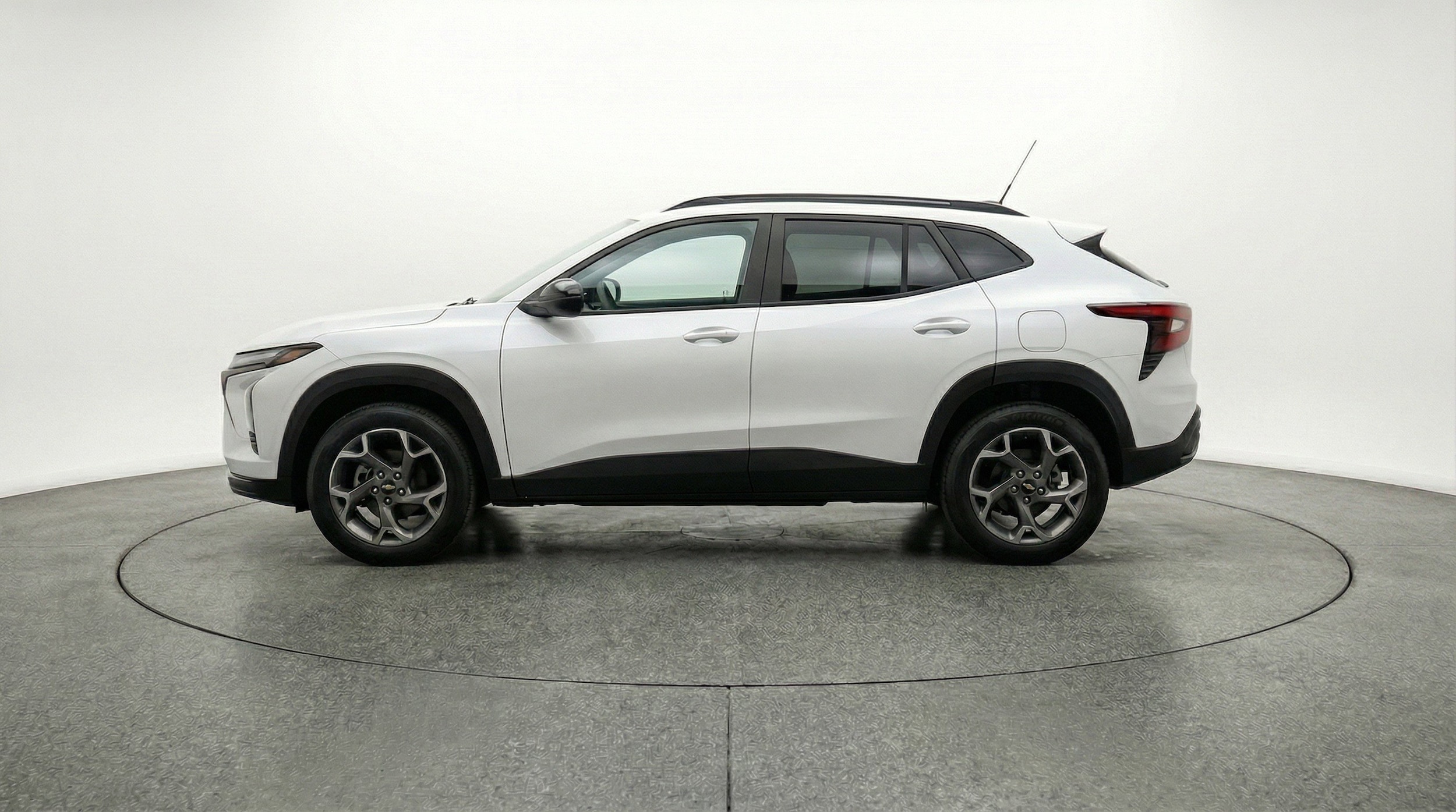 Thumbnail: 2025 Chevrolet Trax - 5