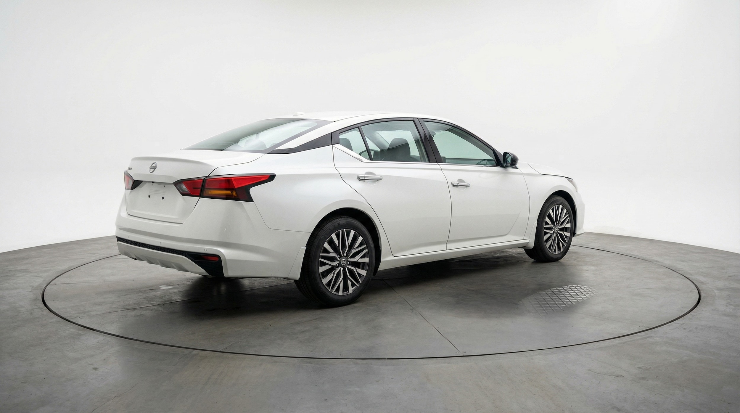 Thumbnail: 2025 Nissan Altima - 7