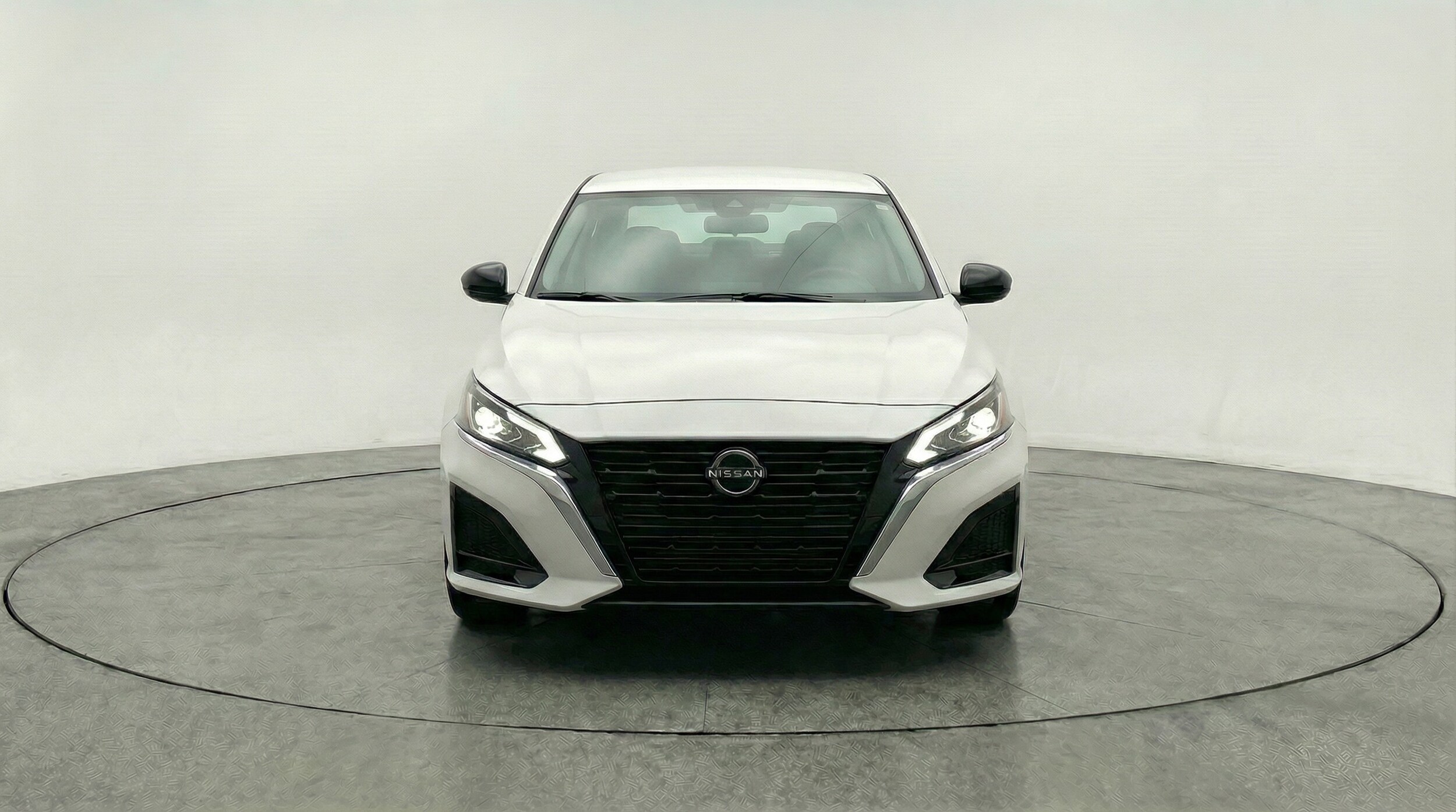 Thumbnail: 2025 Nissan Altima - 2