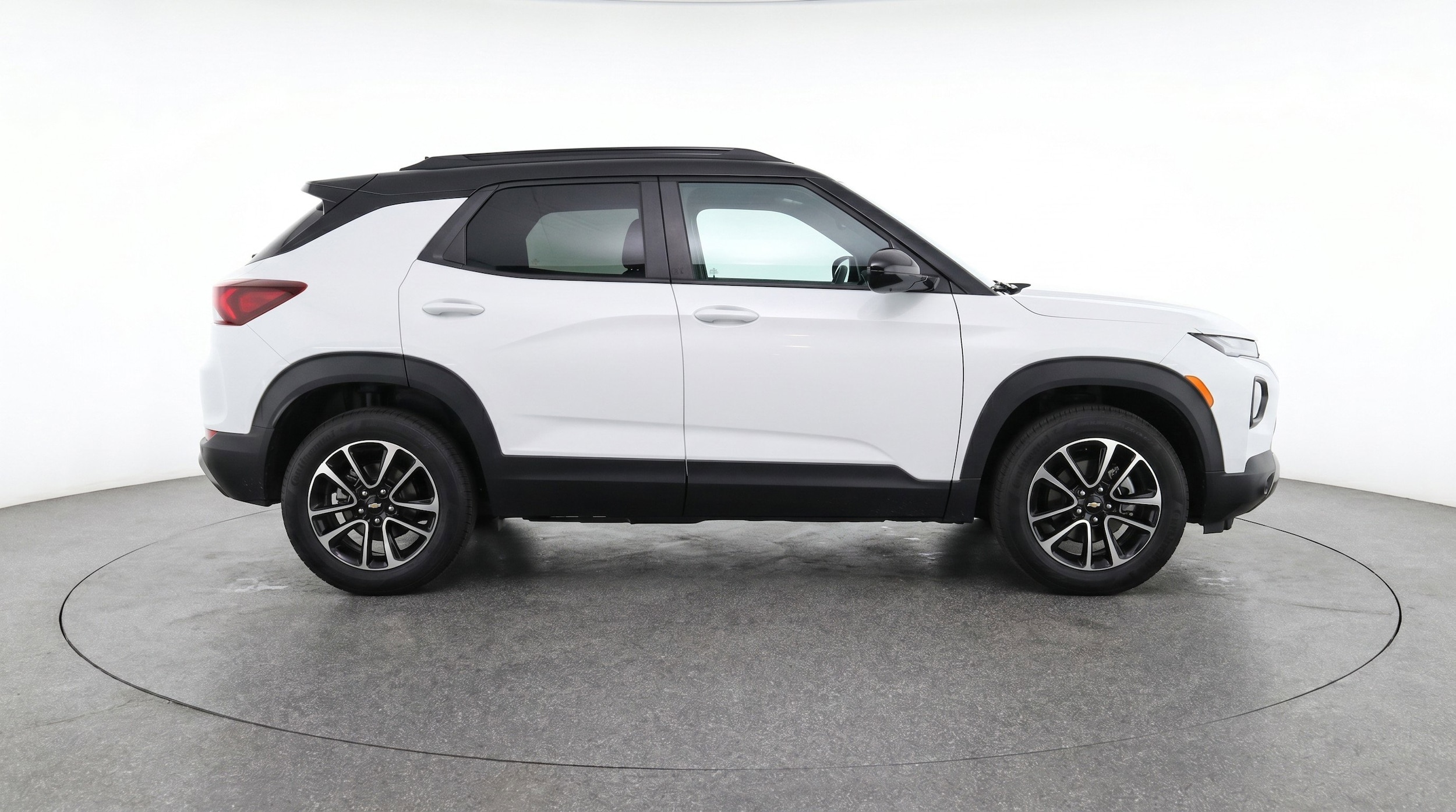 Thumbnail: 2025 Chevrolet TrailBlazer - 11
