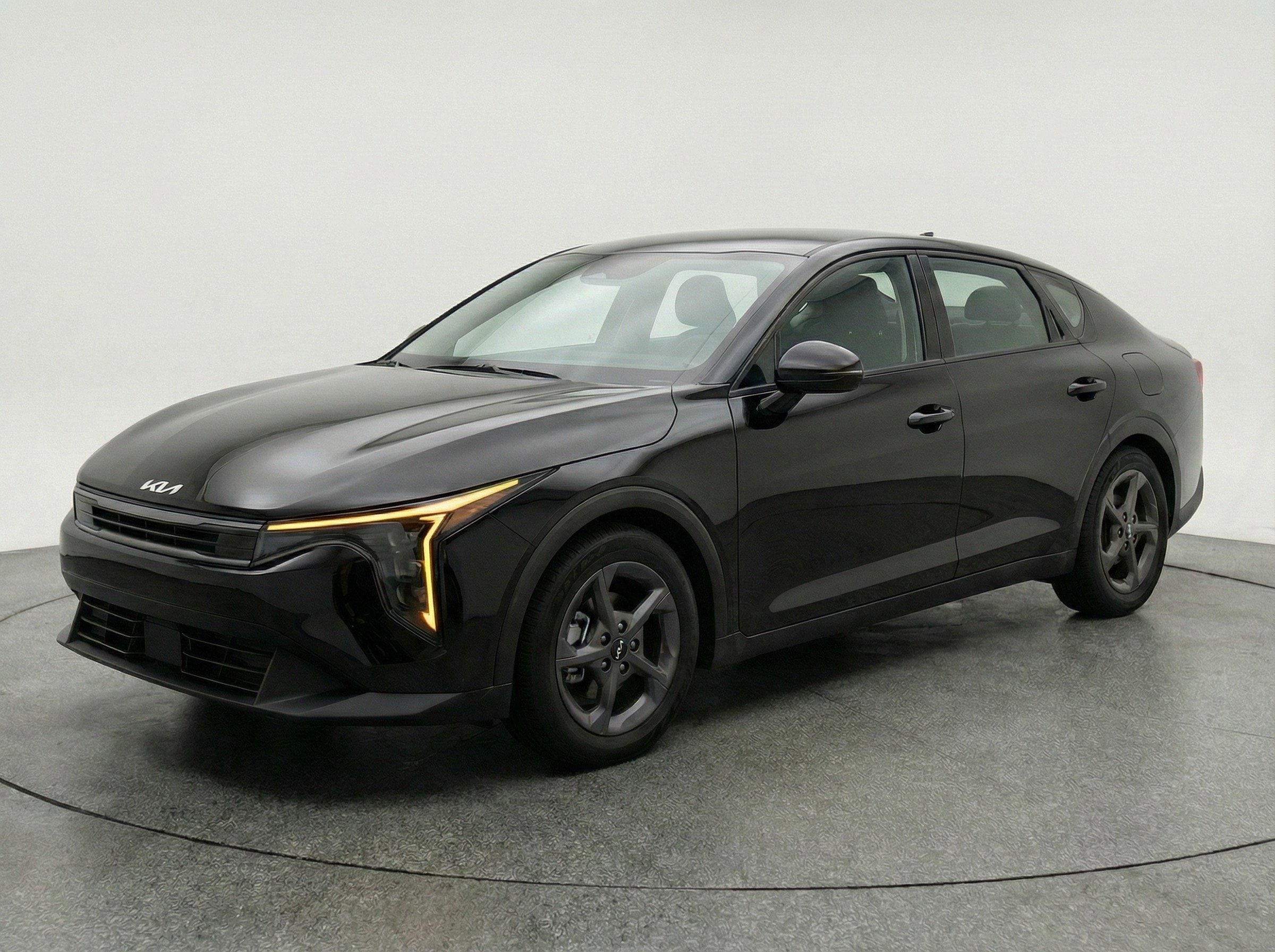 Thumbnail: 2025 Kia K4 - 3