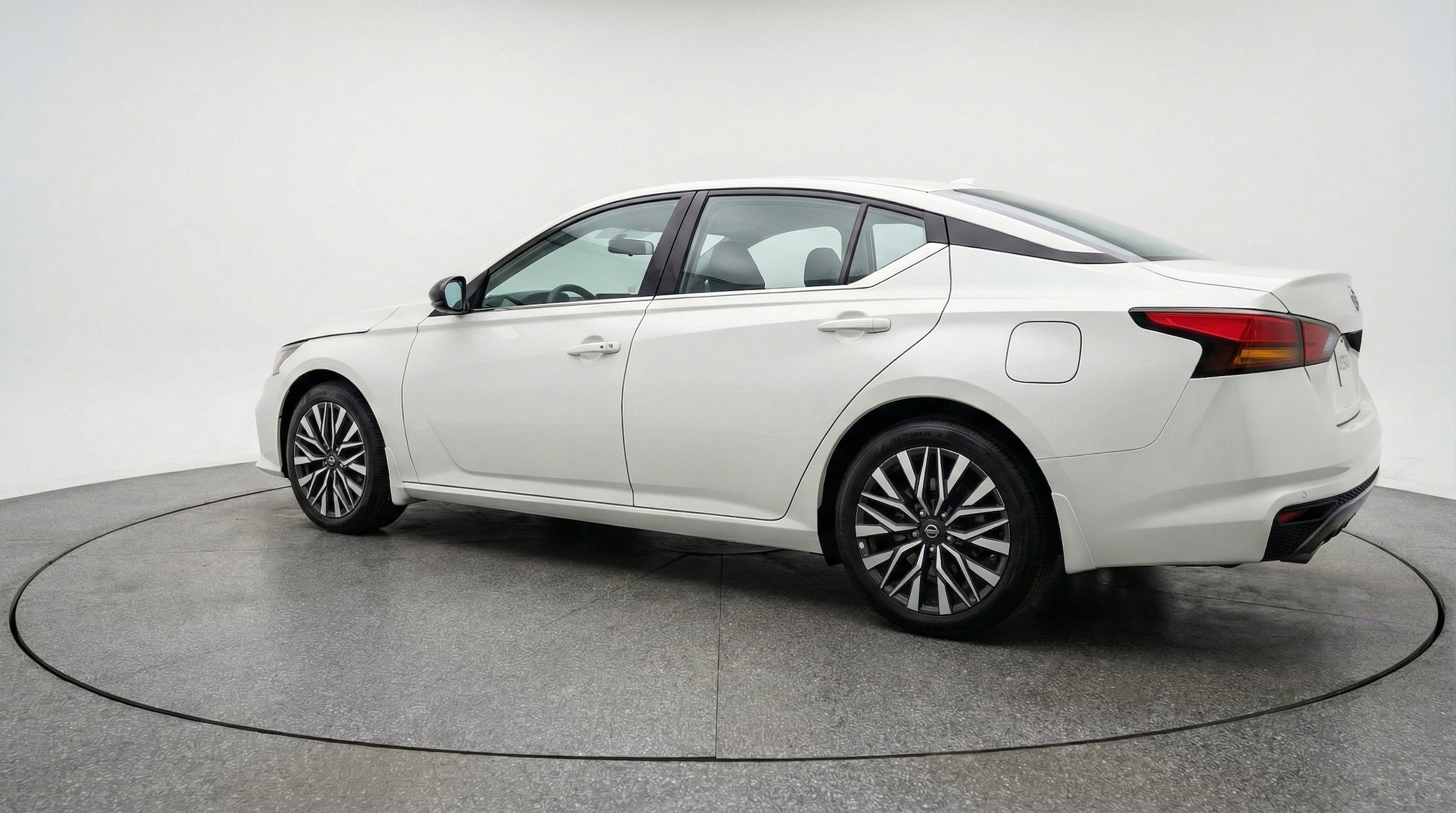 Thumbnail: 2025 Nissan Altima - 6