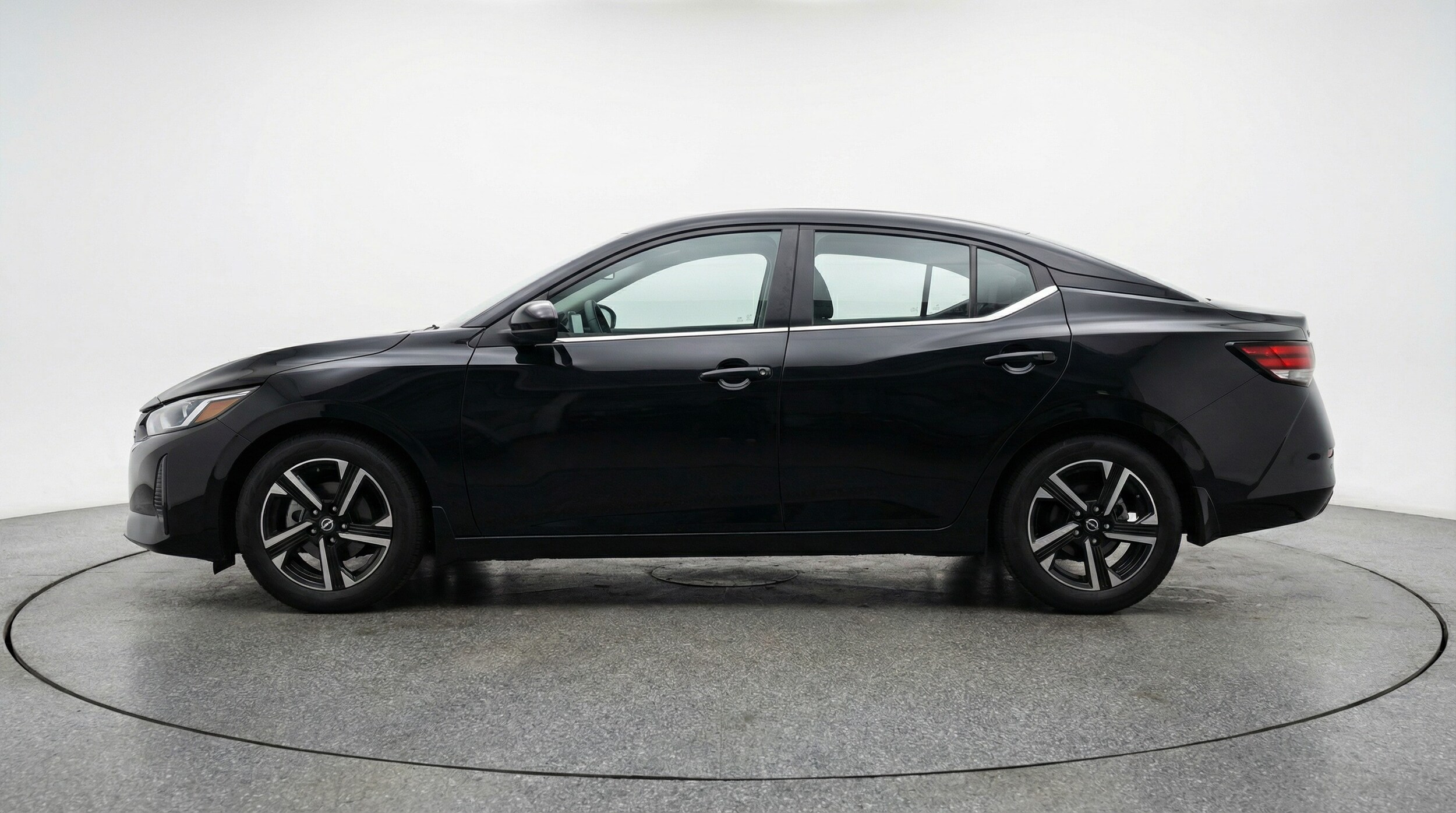 Thumbnail: 2025 Nissan Sentra - 4