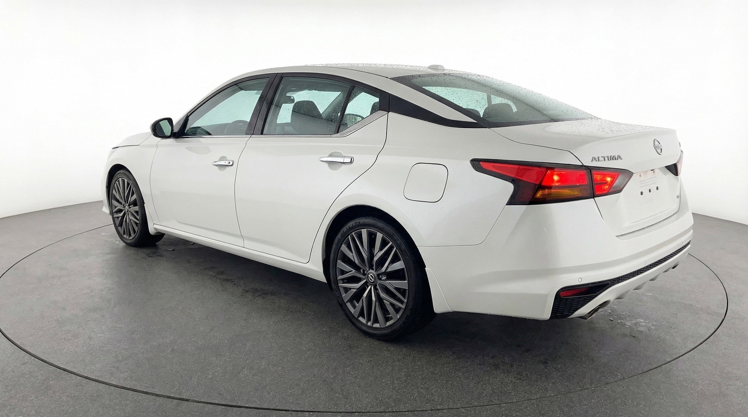 Thumbnail: 2025 Nissan Altima - 6