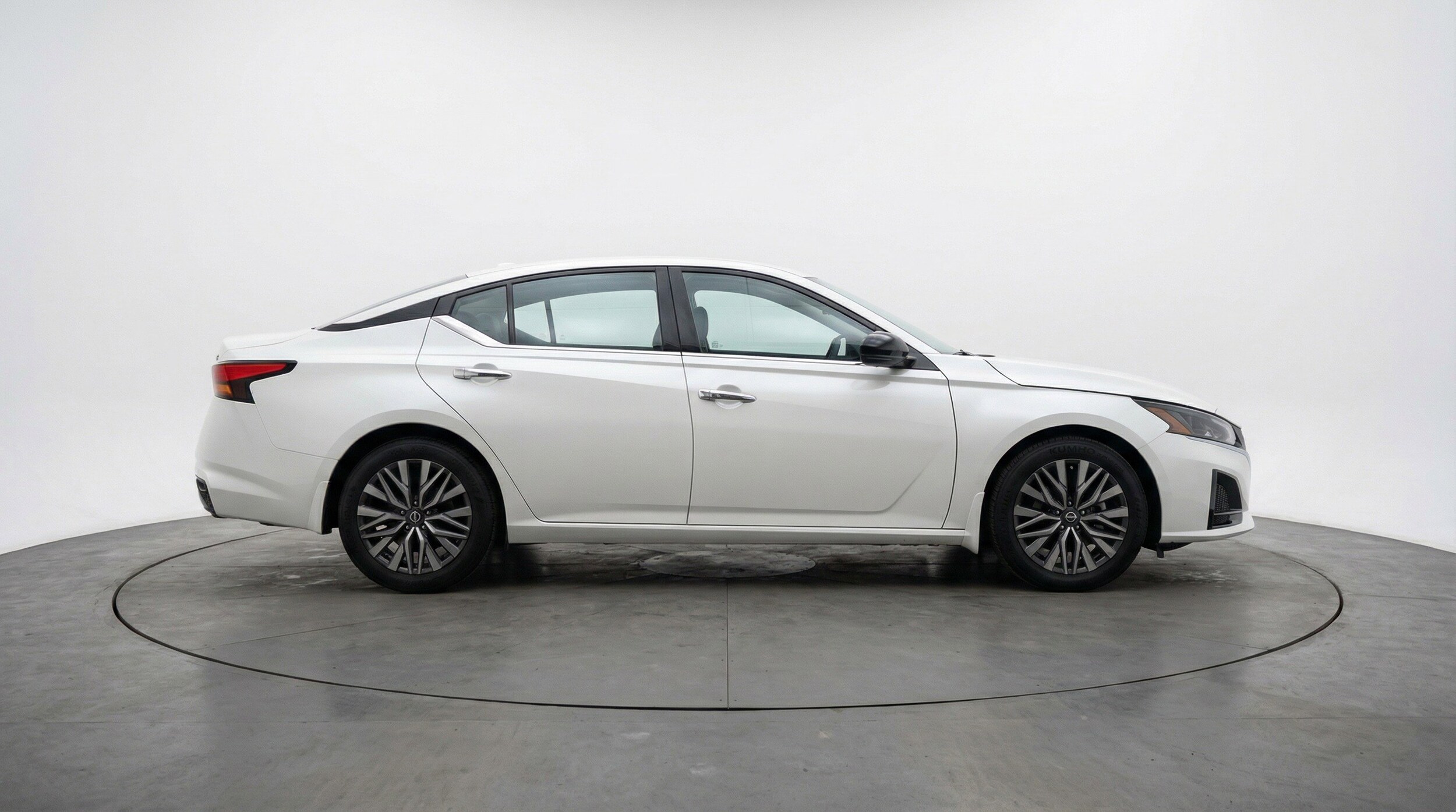 Thumbnail: 2025 Nissan Altima - 11