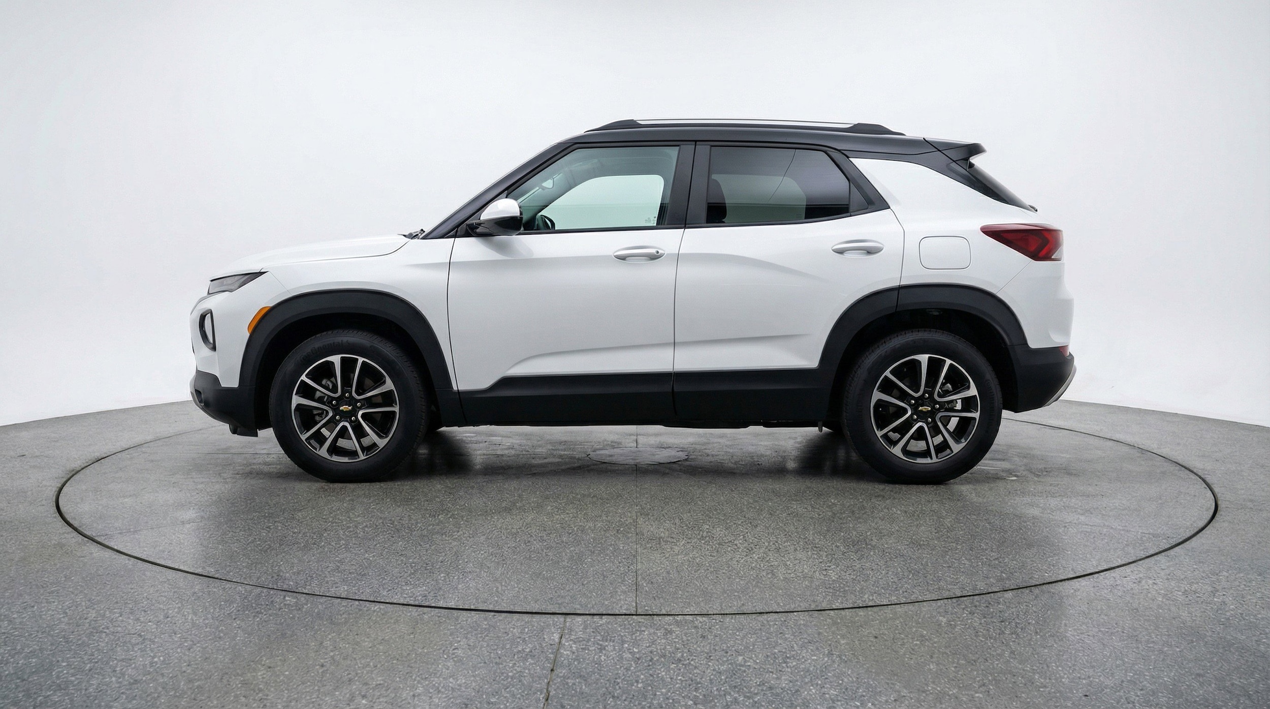 Thumbnail: 2025 Chevrolet TrailBlazer - 5