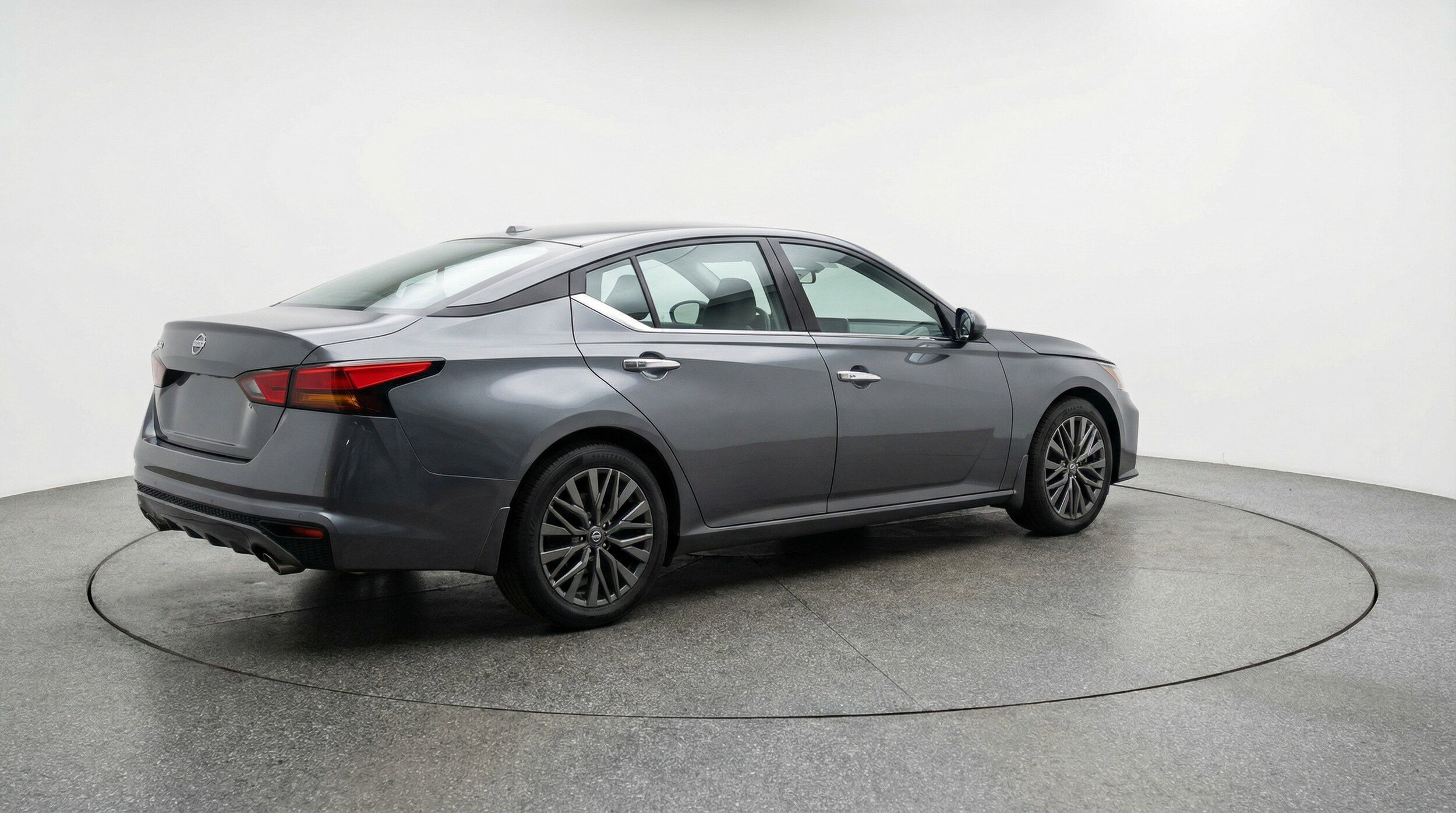 Thumbnail: 2025 Nissan Altima - 9