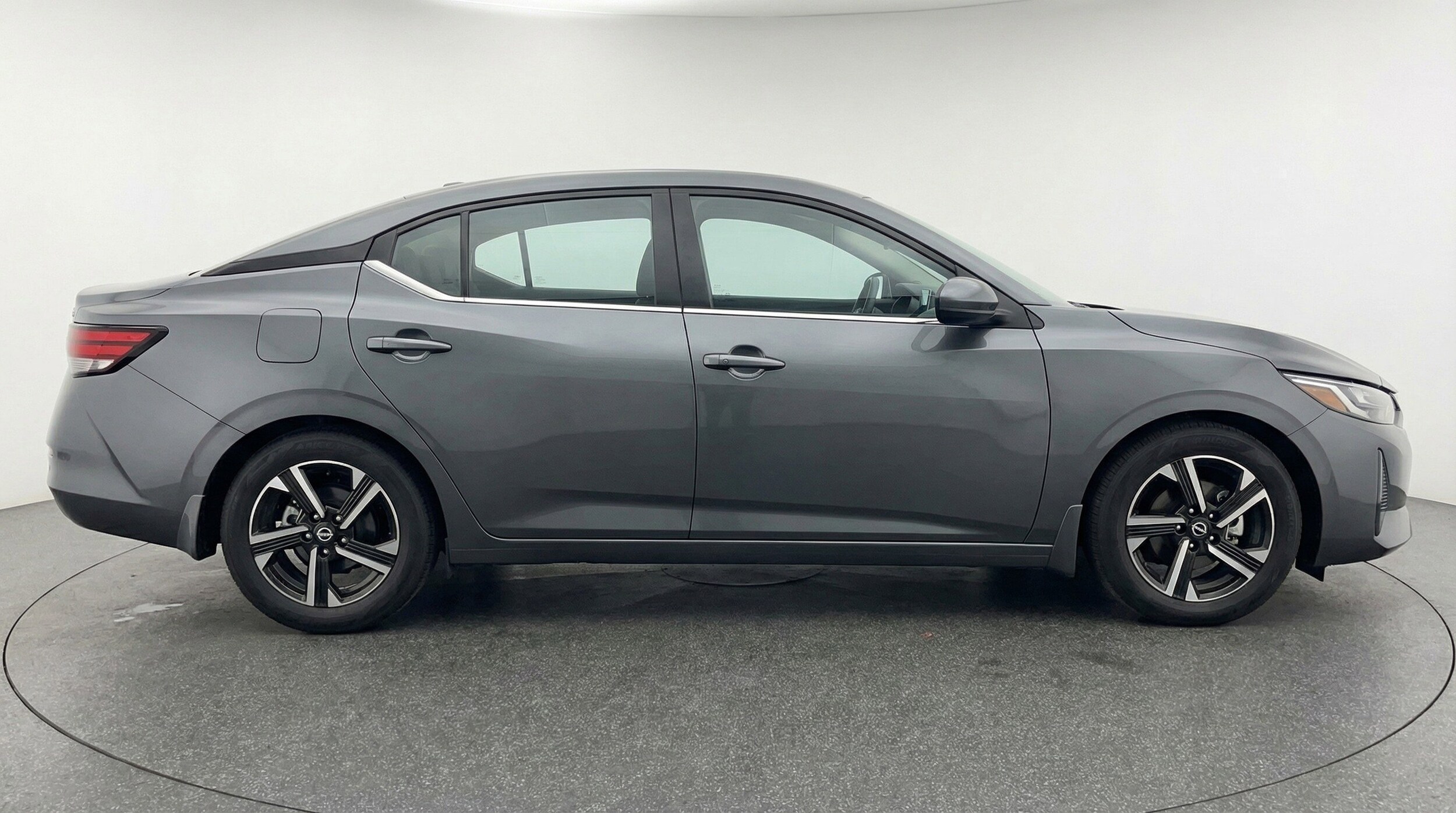 Thumbnail: 2025 Nissan Sentra - 11